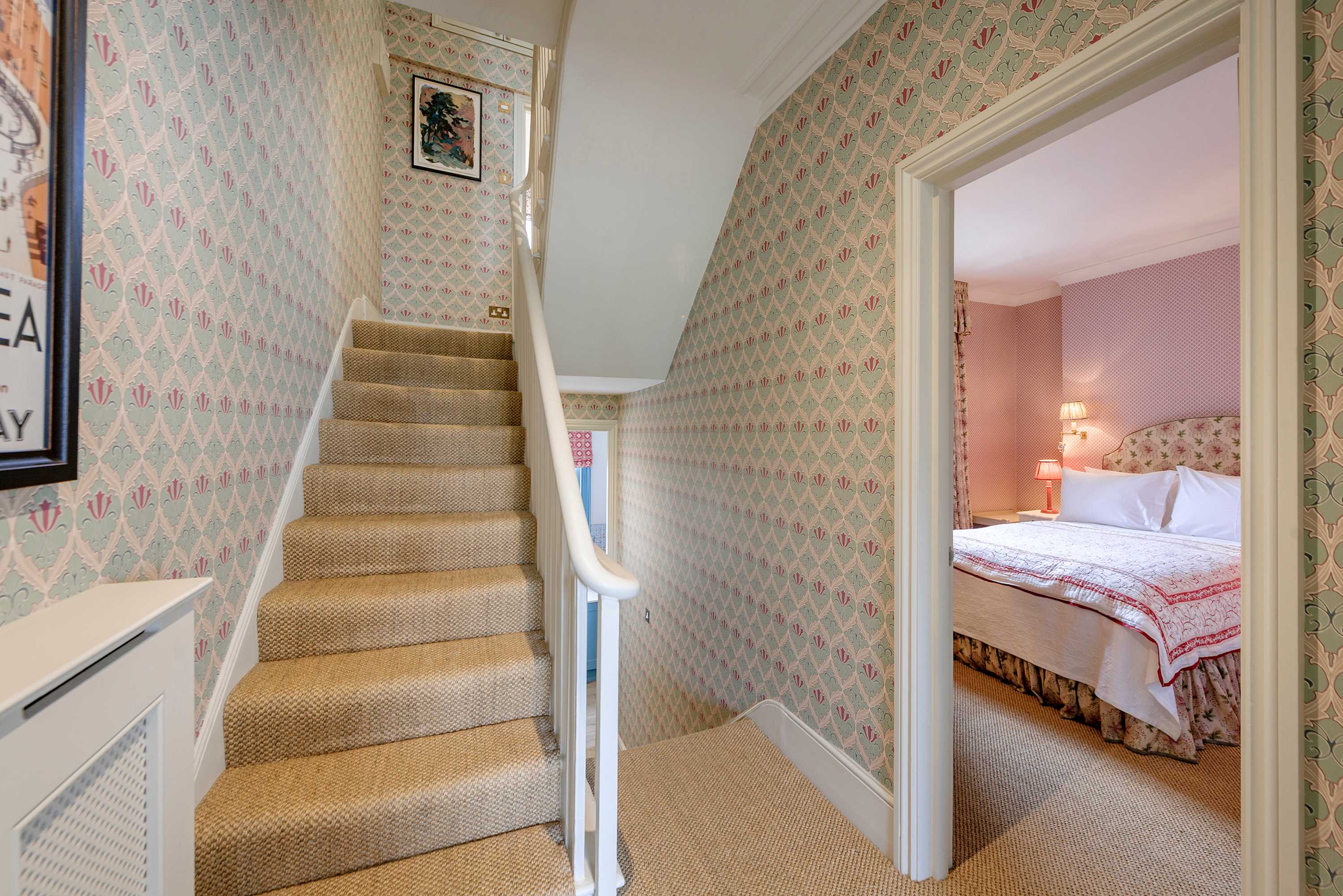 View Gorgeous 3 bedroom flat - Pimlico in Cumberland Street 7 SW1V 4LS Gorgeous 3 bedroom flat - Pimlico in Cumberland Street 7 SW1V 4LS - Property image 6 - VivreStays