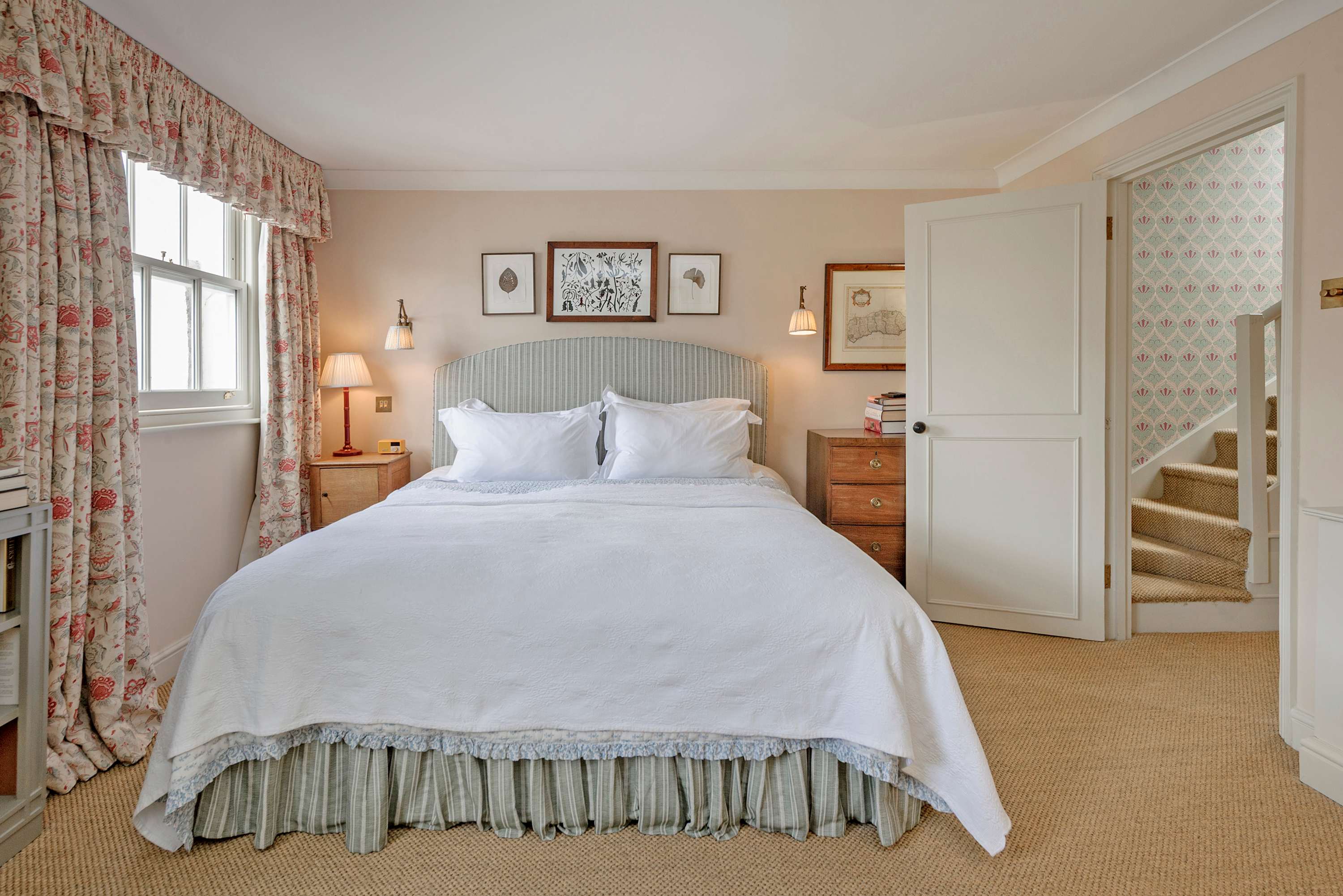 View Gorgeous 3 bedroom flat - Pimlico in Cumberland Street 7 SW1V 4LS Gorgeous 3 bedroom flat - Pimlico in Cumberland Street 7 SW1V 4LS - Property image 22 - VivreStays