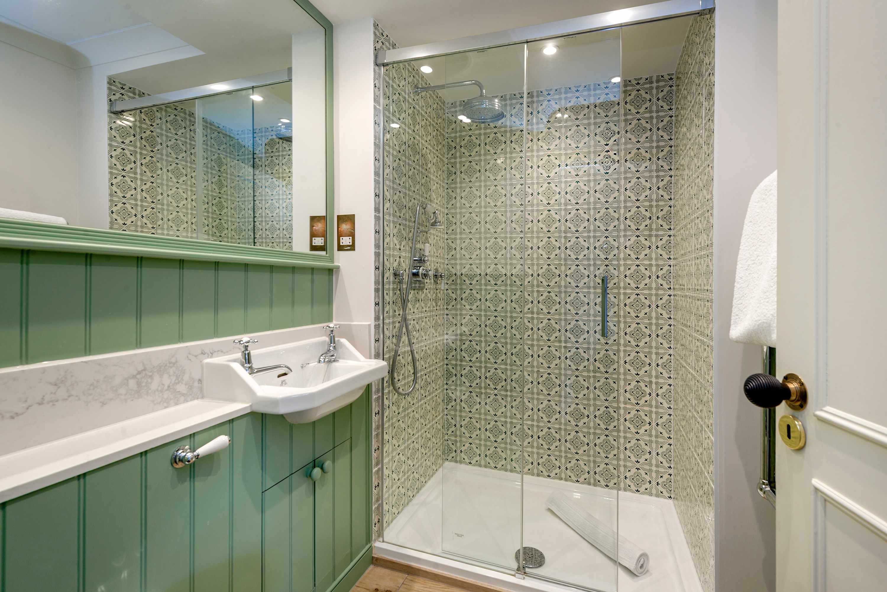 View Gorgeous 3 bedroom flat - Pimlico in Cumberland Street 7 SW1V 4LS Gorgeous 3 bedroom flat - Pimlico in Cumberland Street 7 SW1V 4LS - Property image 26 - VivreStays