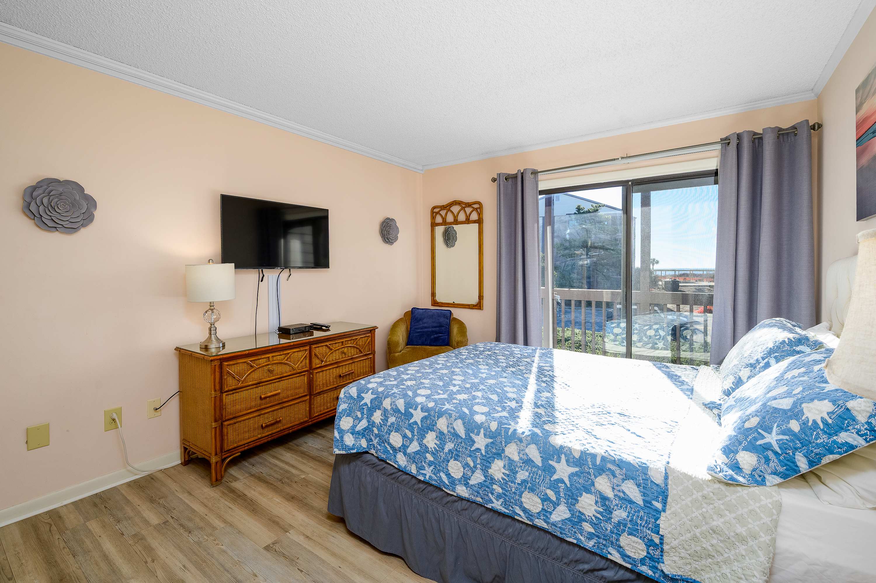 Ocean View Suite at Tilghman Top Location