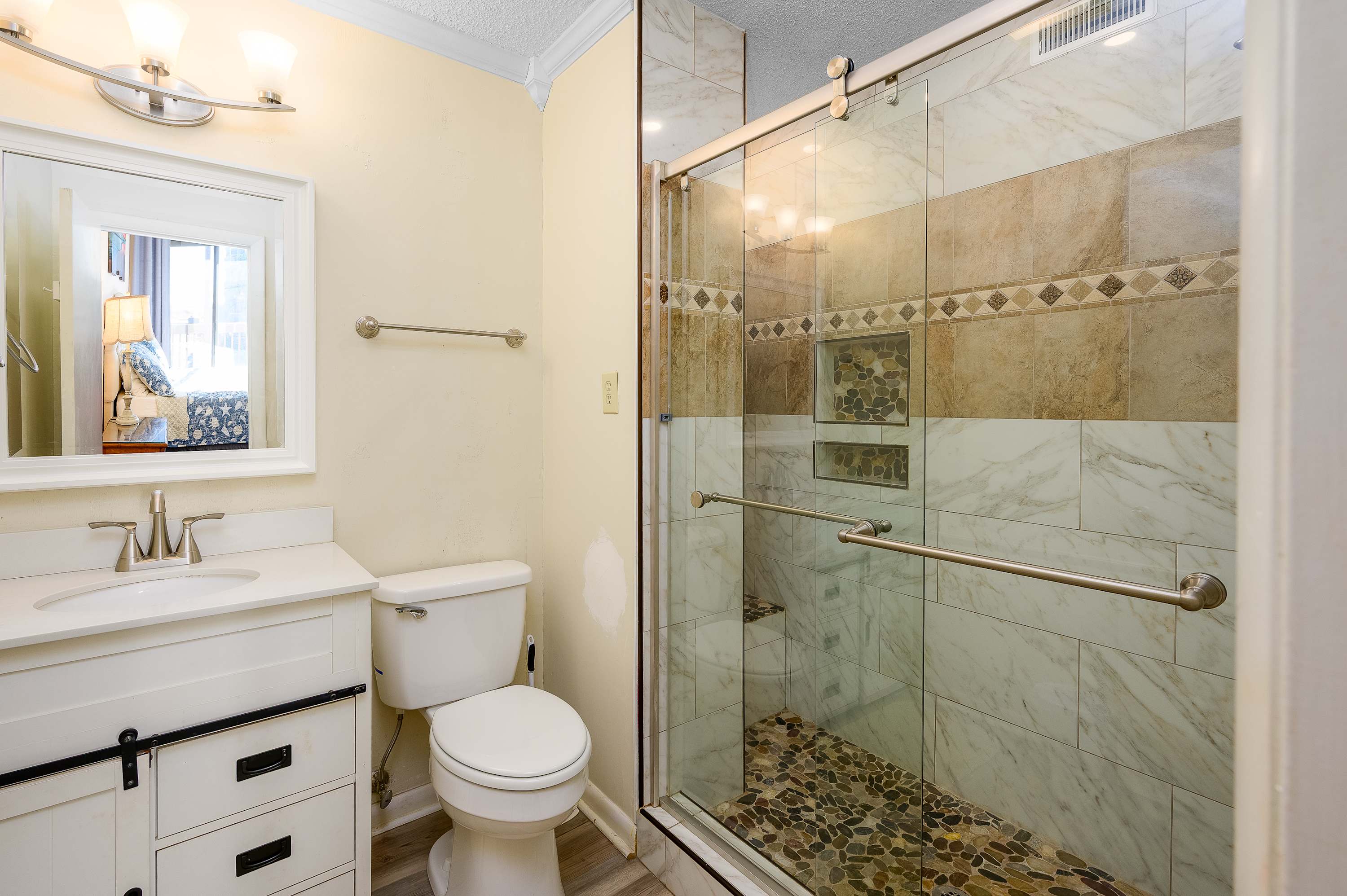 Ocean View Suite at Tilghman Top Location