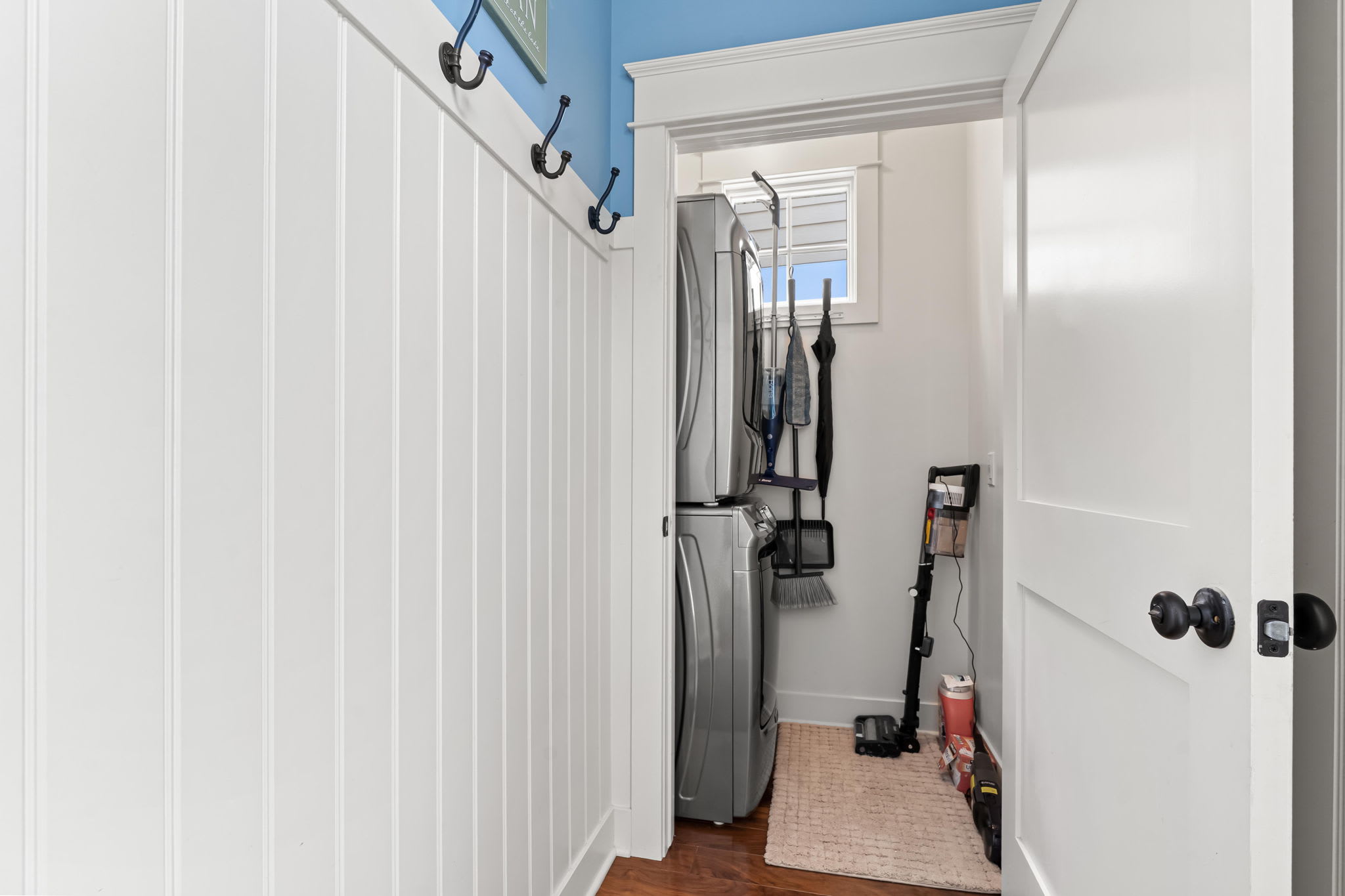 Lake Front Condo W Pool Access Walk to Saugatuck 43