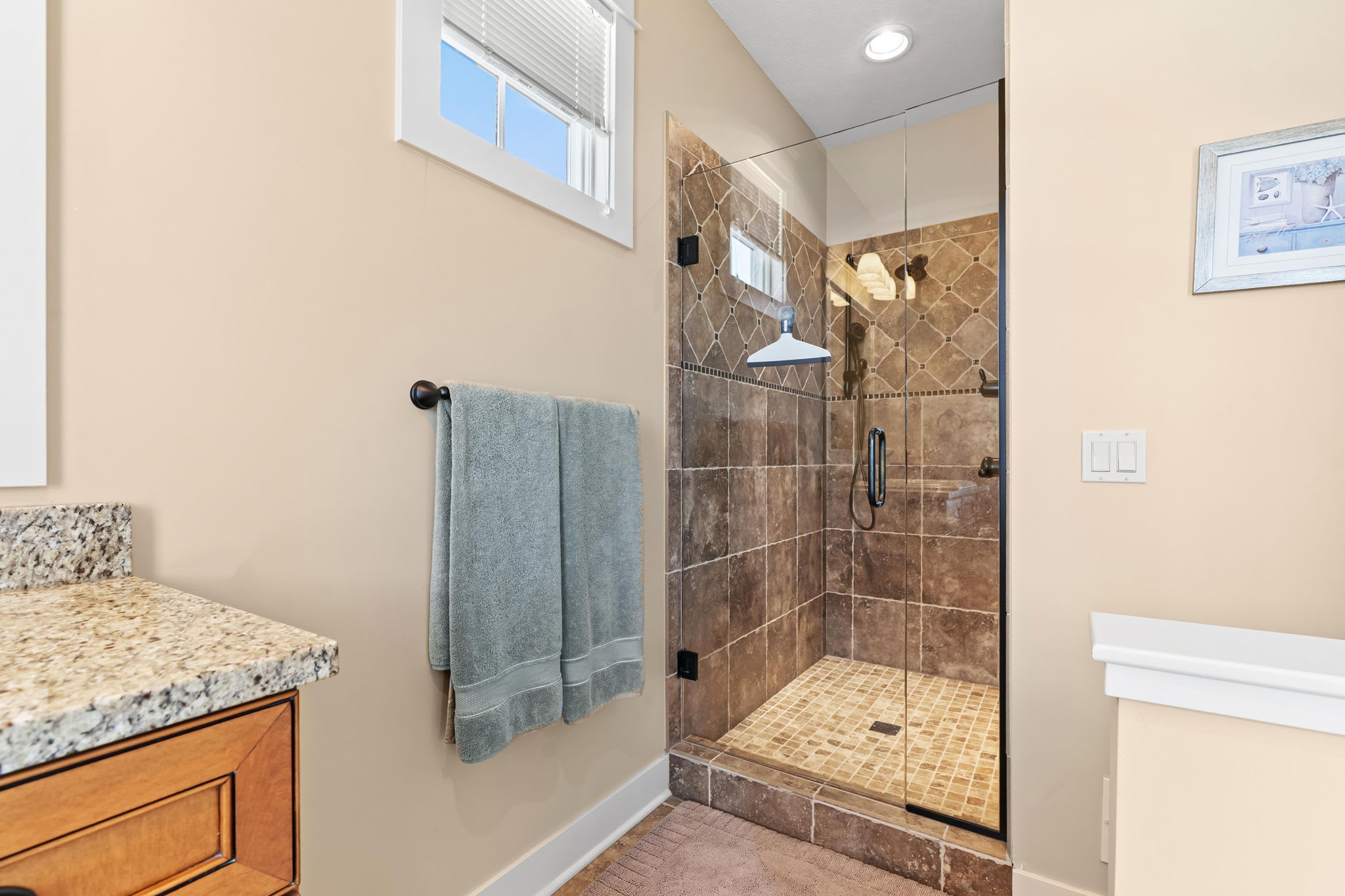 Lake Front Condo W Pool Access Walk to Saugatuck 36