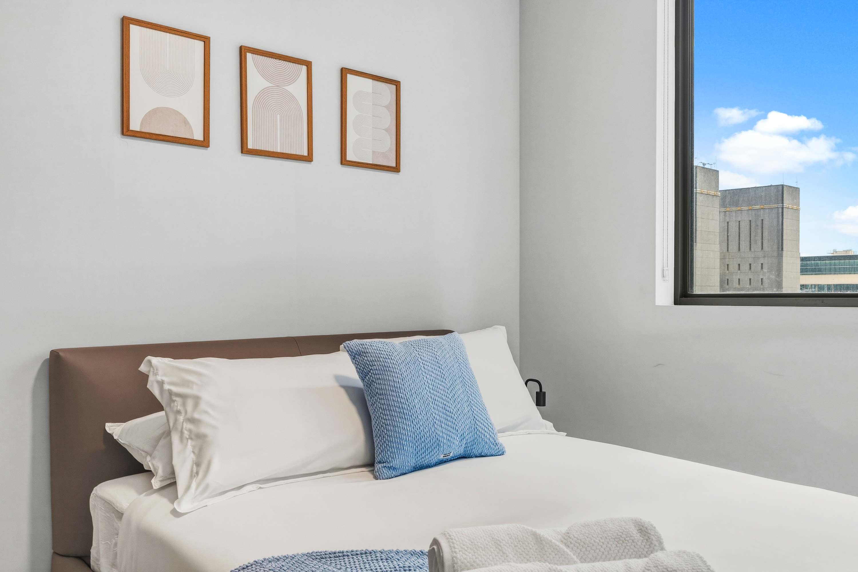 Luxury 1BR | 1 Mile FIFA Fan Fest | Free Parking