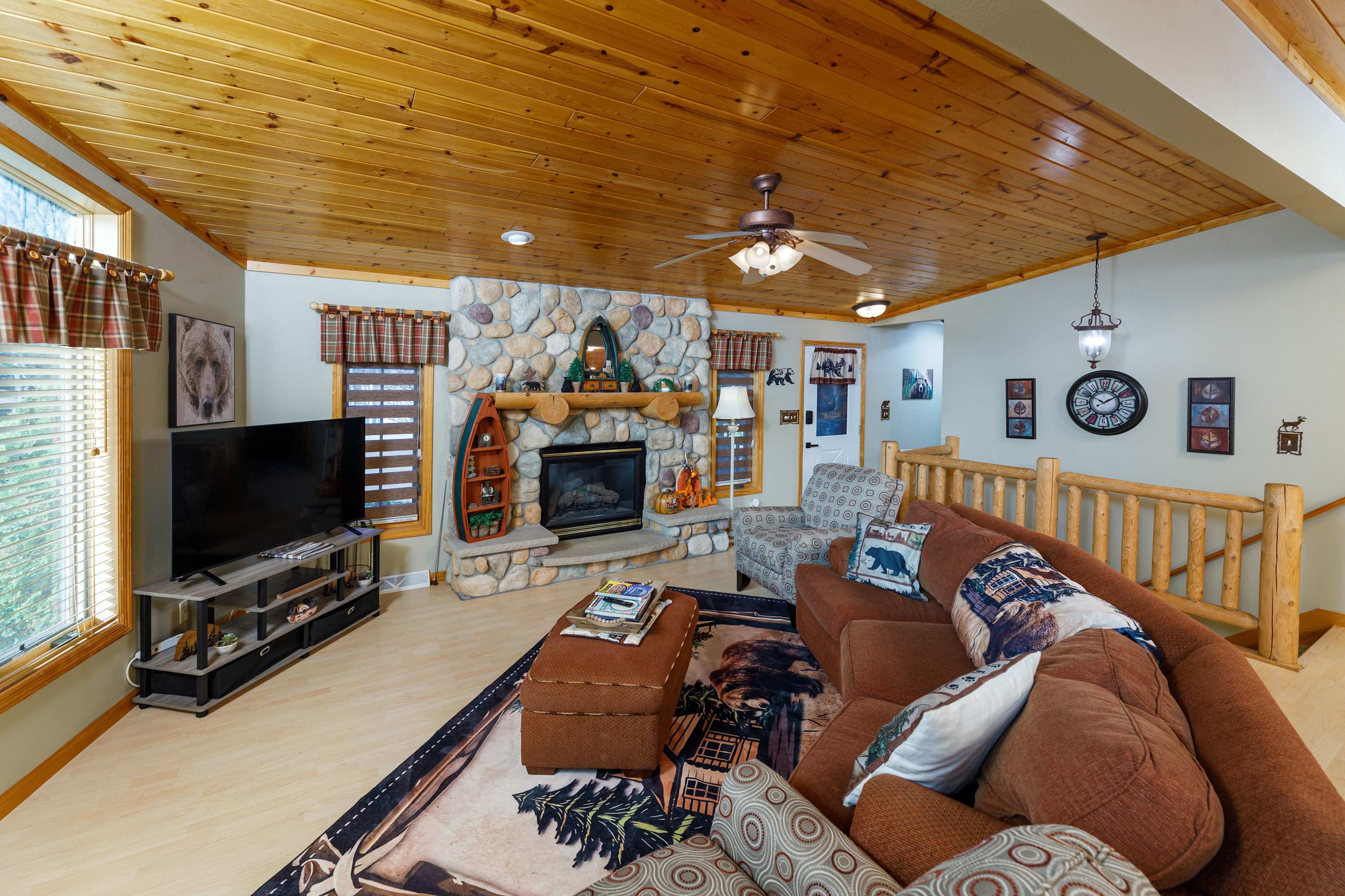 T&J Northwoods Cabin 2