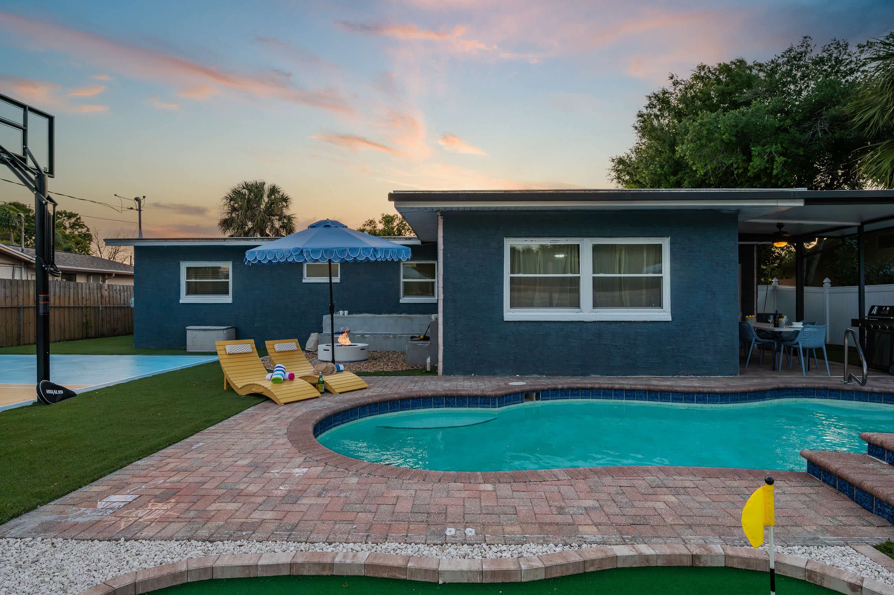 4BR home w/ pool & backyard