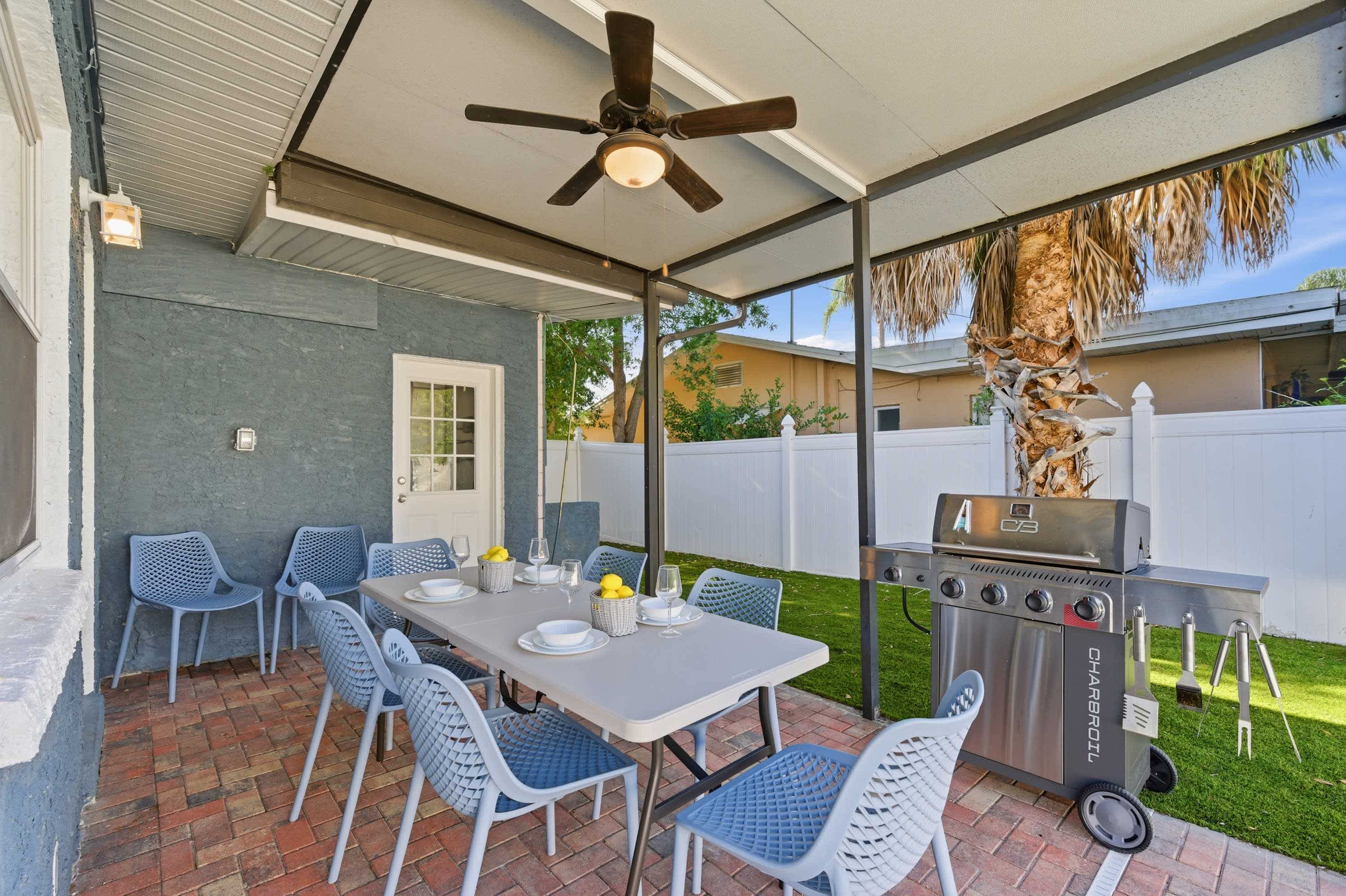 4BR home w/ pool & backyard