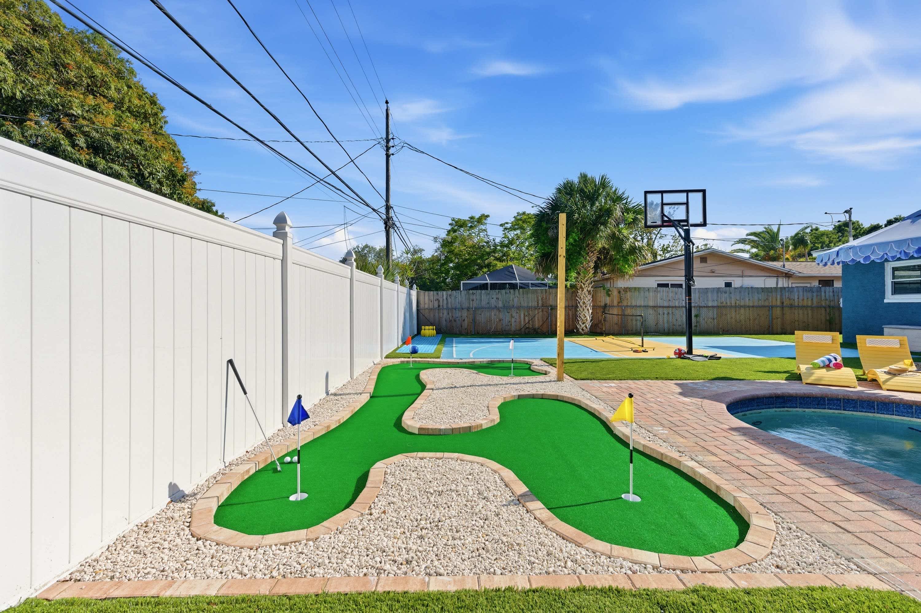 4BR home w/ pool & backyard