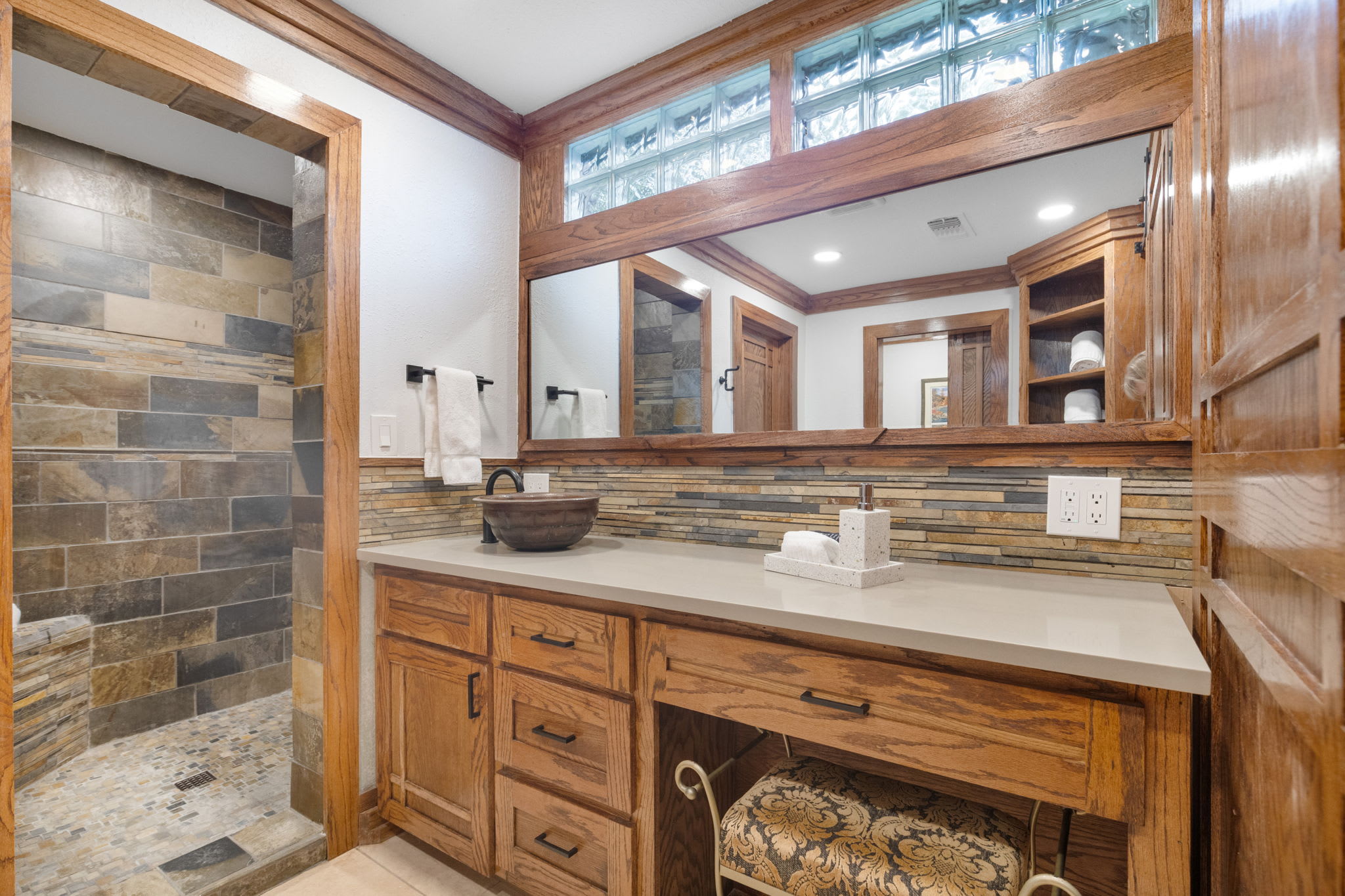 Vicinity Lake House | Water Views | Pet Friendly | Photo 28