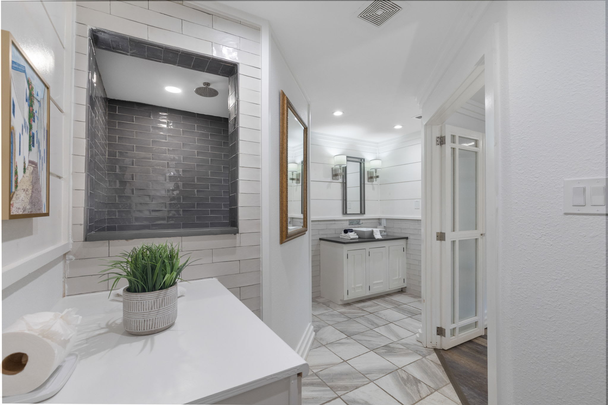 Vicinity Lake House | Water Views | Pet Friendly | Photo 23