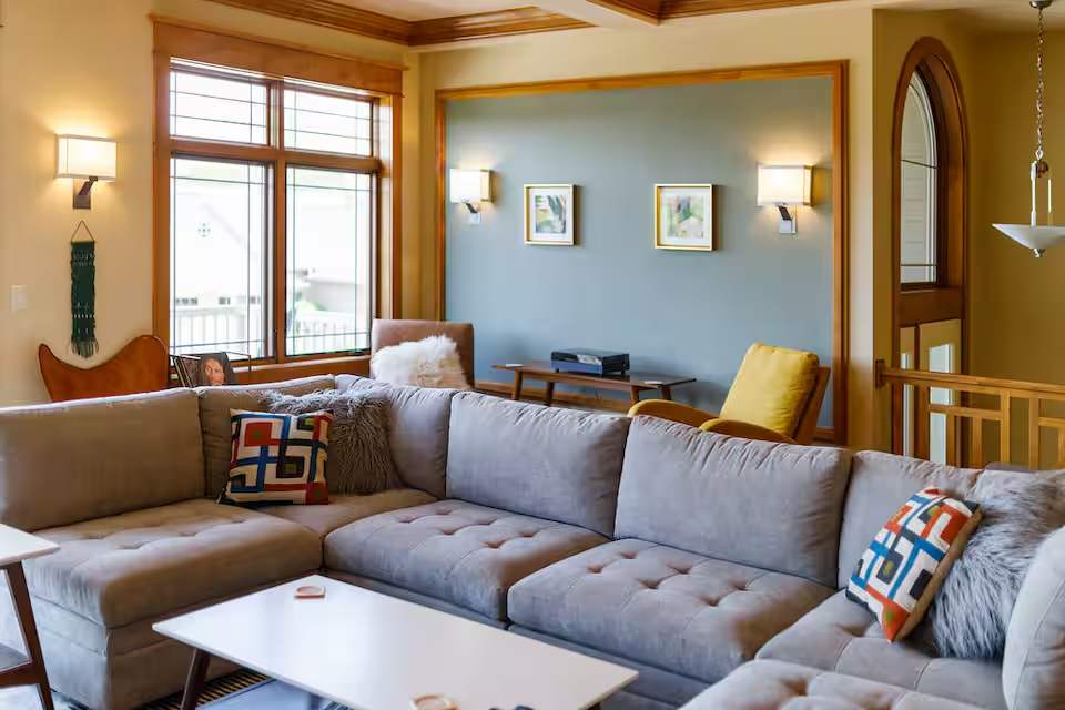 Cottage Row Retreat 5
