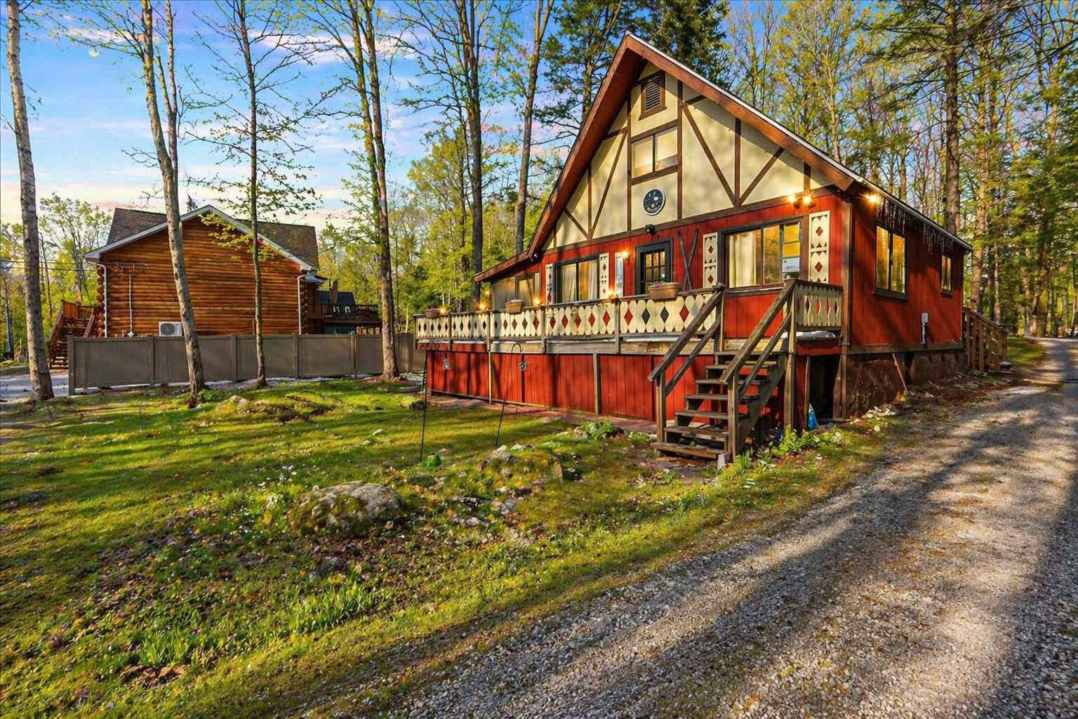 Charming Pocono Chalet | HotTub | Lake Access