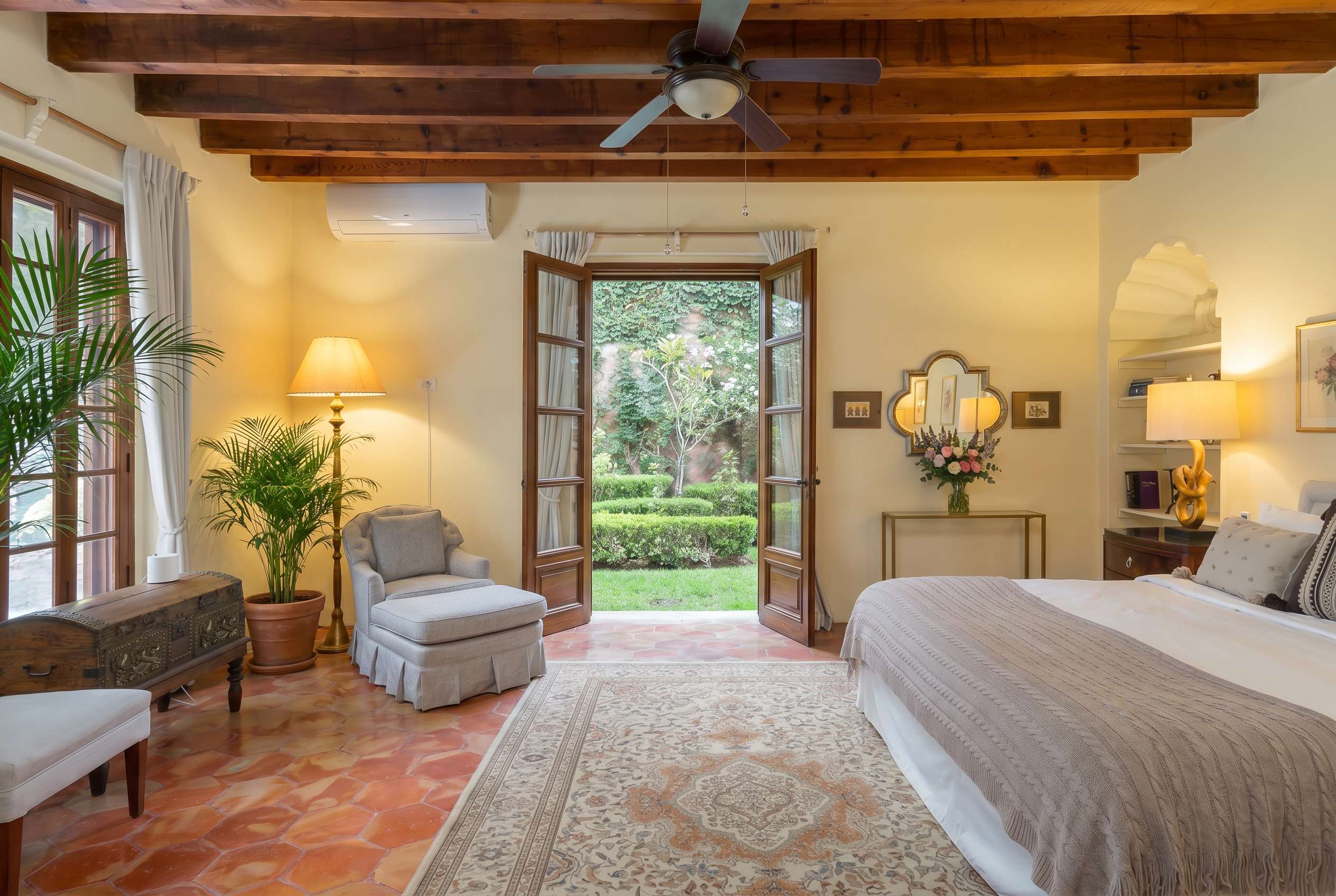 Casa de Inspiración, 3BR Home with Lush Gardens