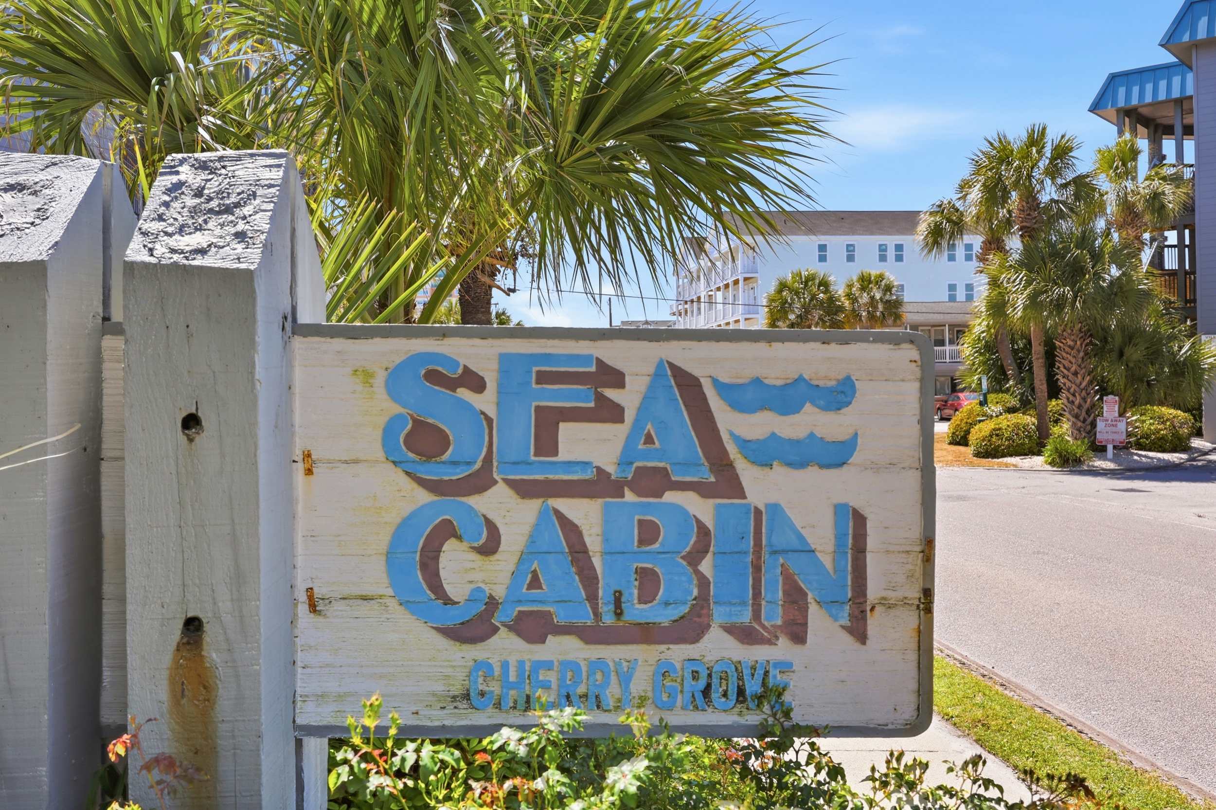 Tide Time Oceanfront at Sea Cabin w Pool