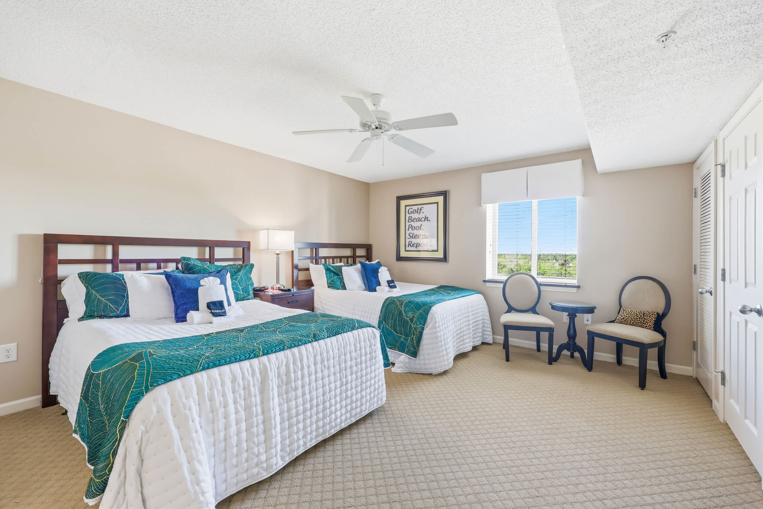 Emerald Tide Suite at Yacht Club Villas