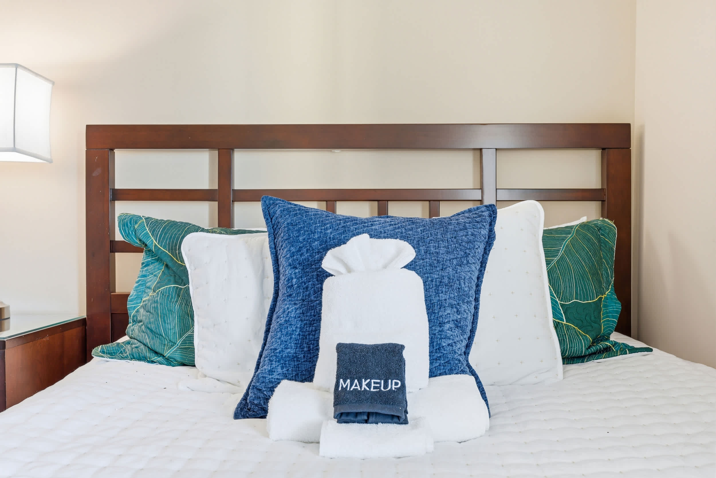 Emerald Tide Suite at Yacht Club Villas