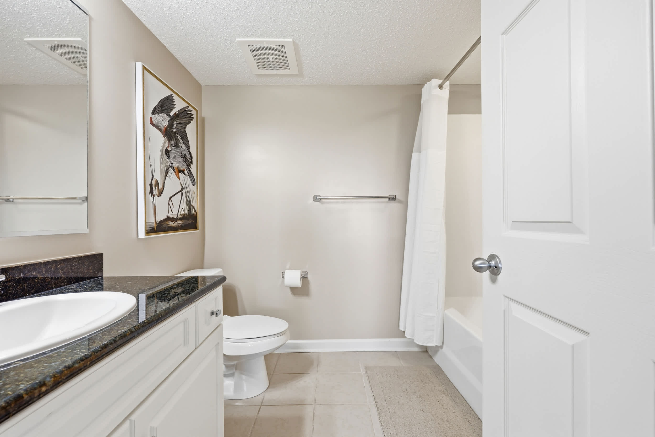 Emerald Tide Suite at Yacht Club Villas