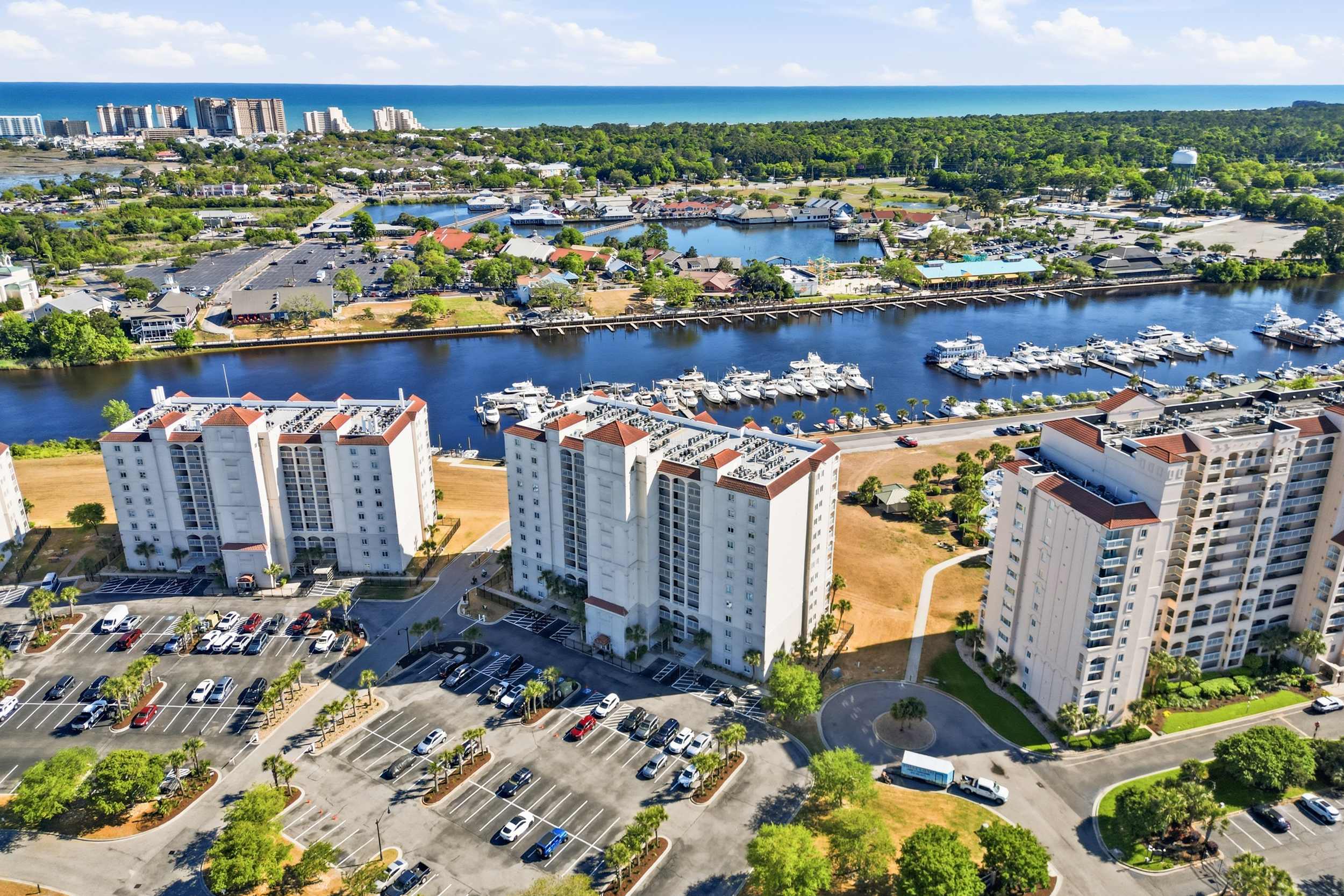 Emerald Tide Suite at Yacht Club Villas