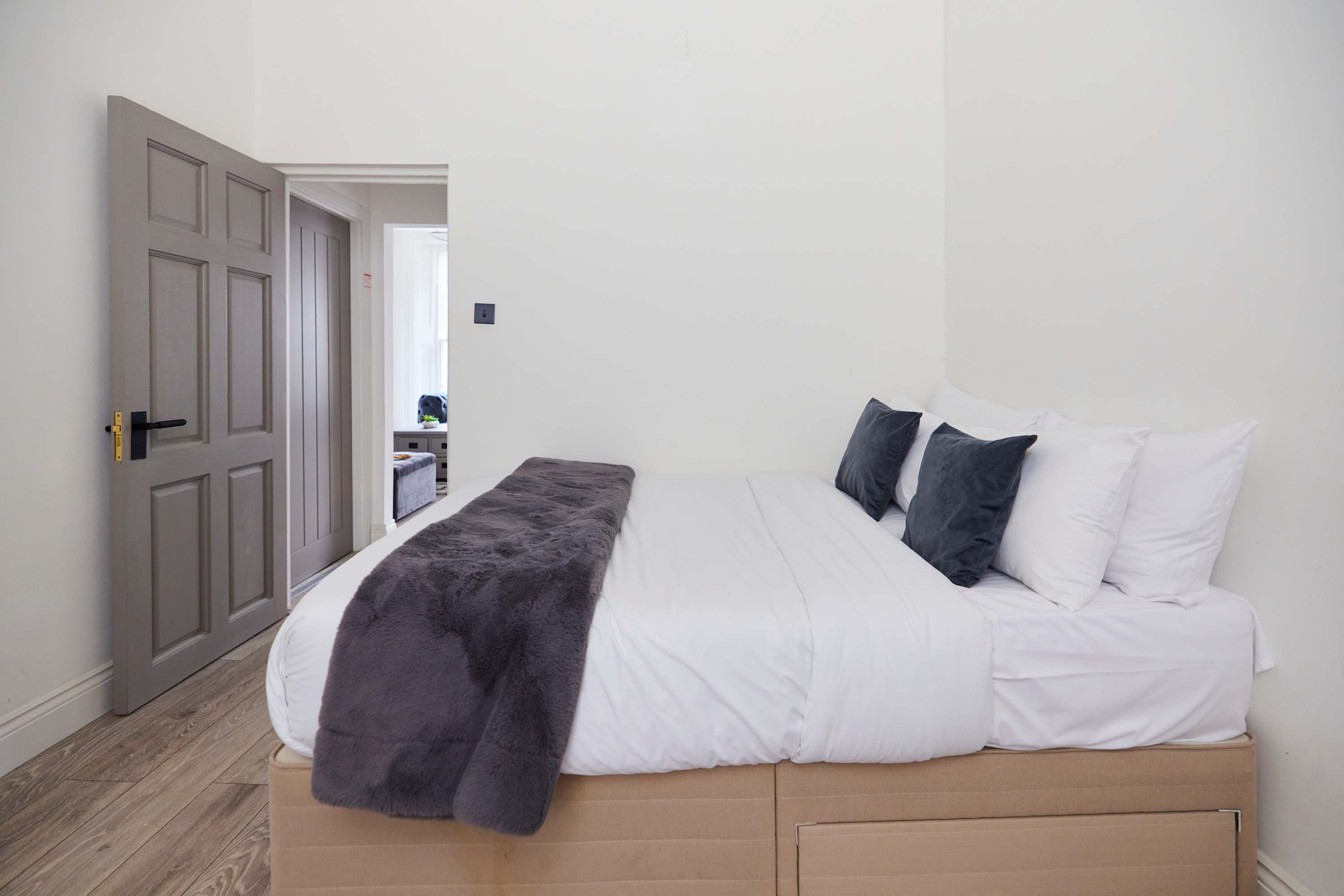 The Light & Line in Boundary Road 111 NW8 0RG - Property image 11 - VivreStays