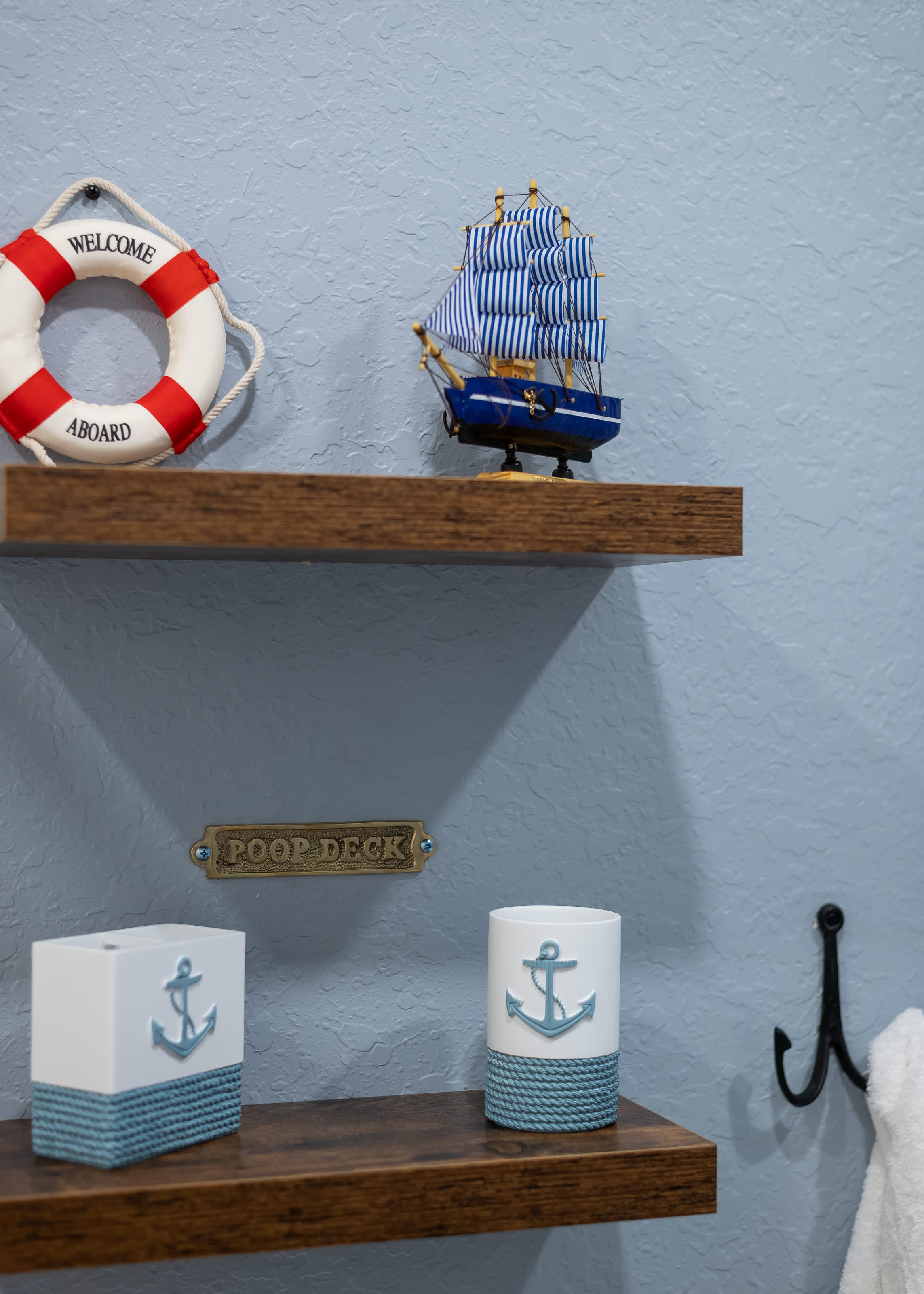 Bright townhouse w/ lazy river & resort pool