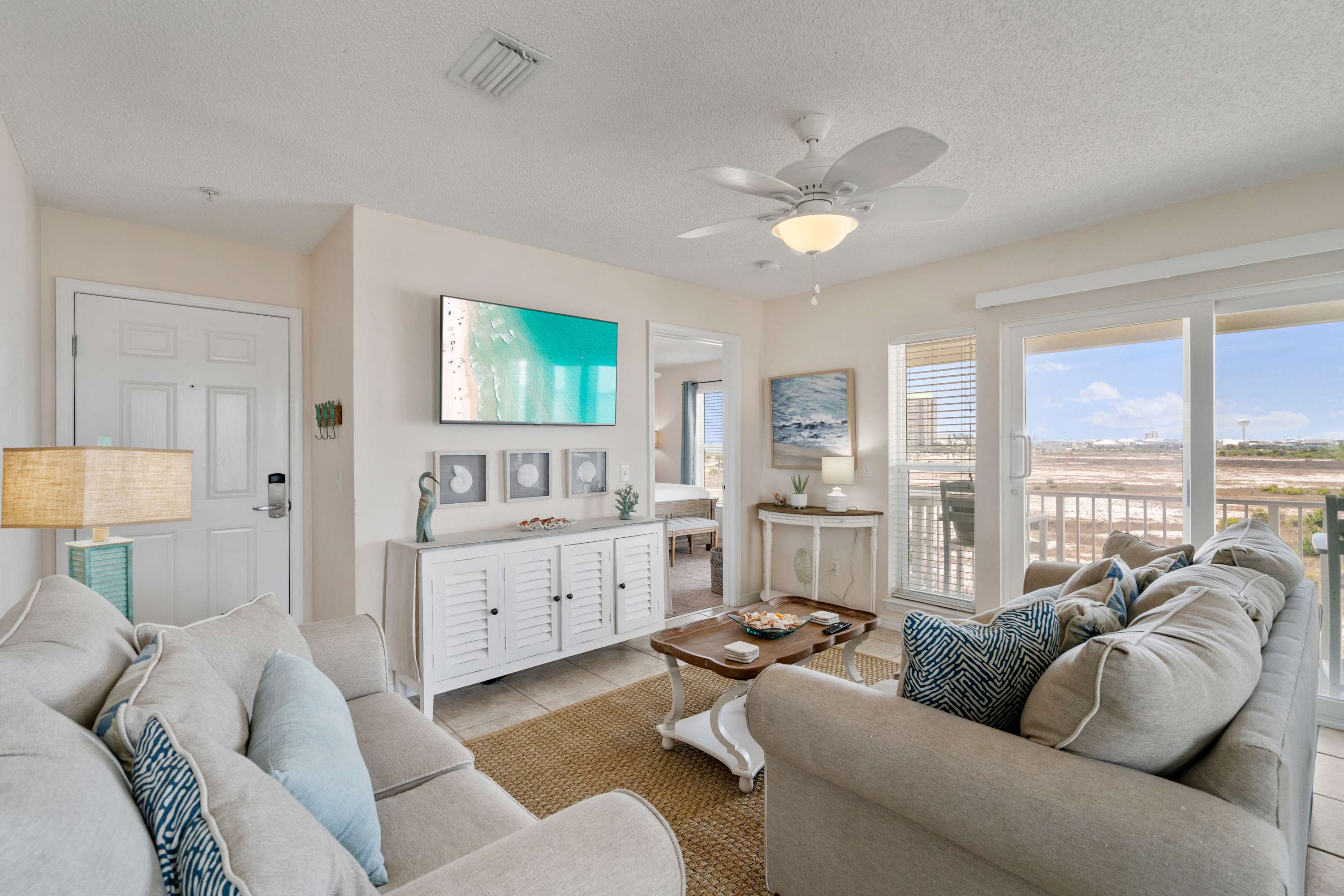 Gulf Island Condominiums 434 8