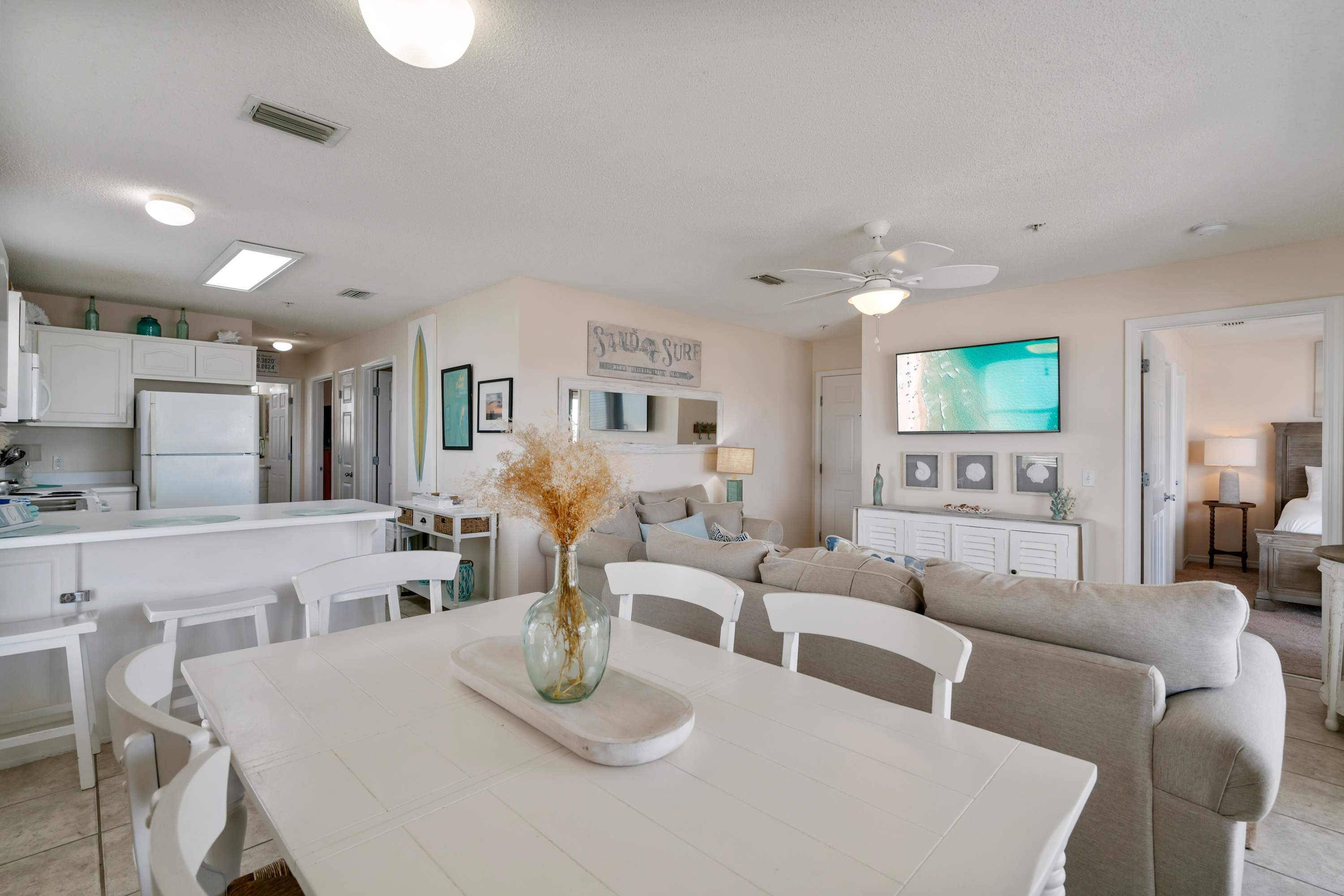 Gulf Island Condominiums 434 12