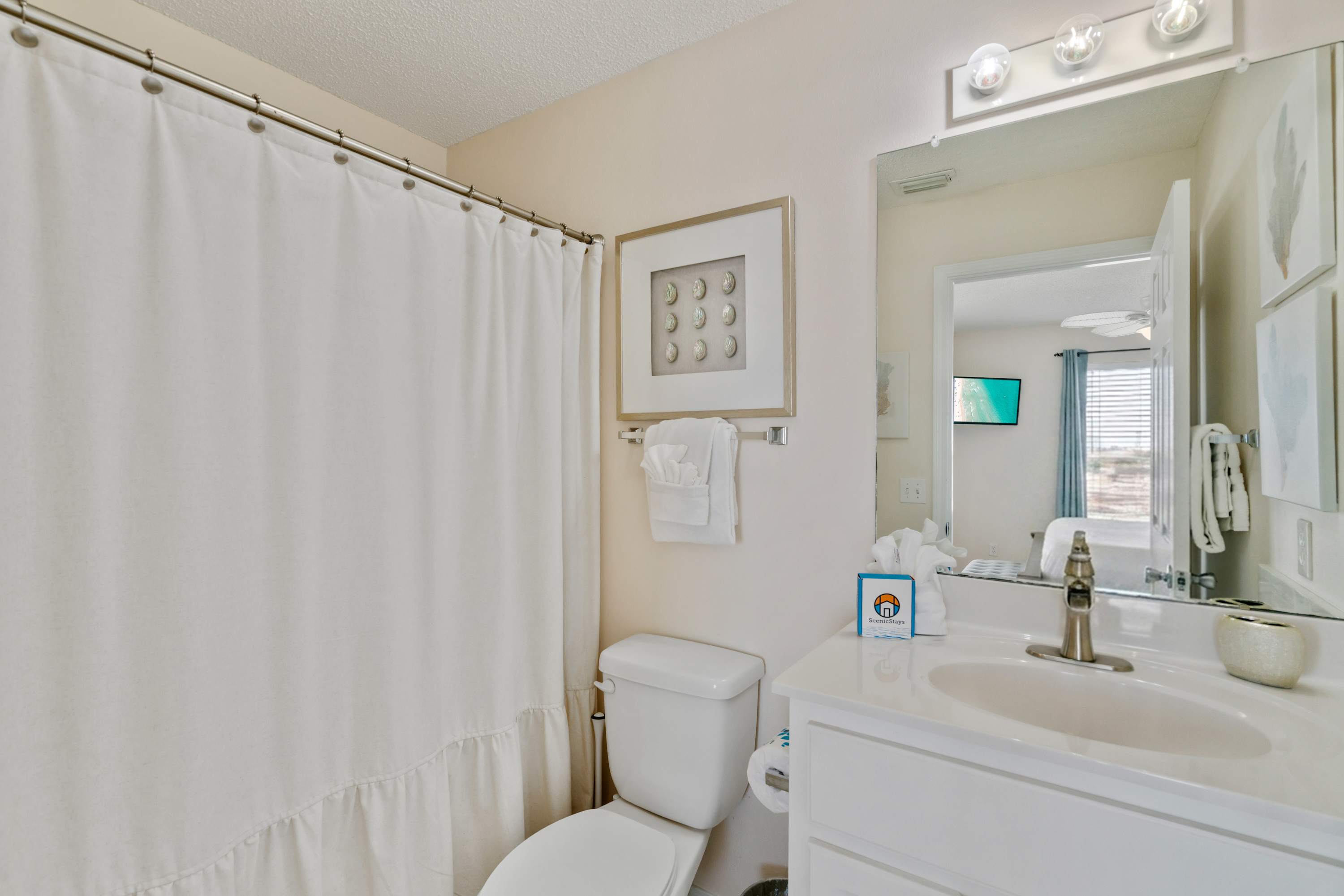 Gulf Island Condominiums 434 27