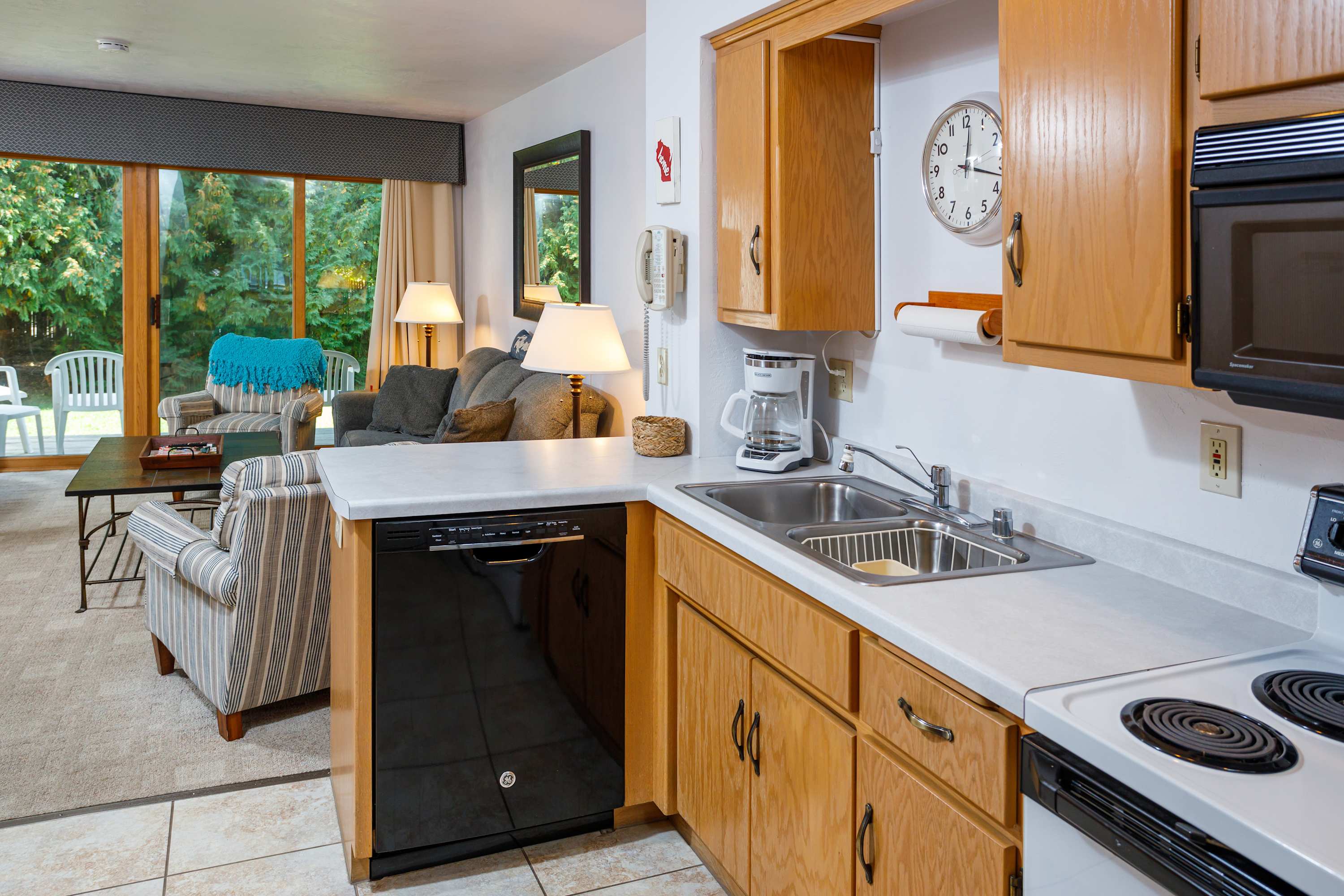 Coffee maker and dishwasher