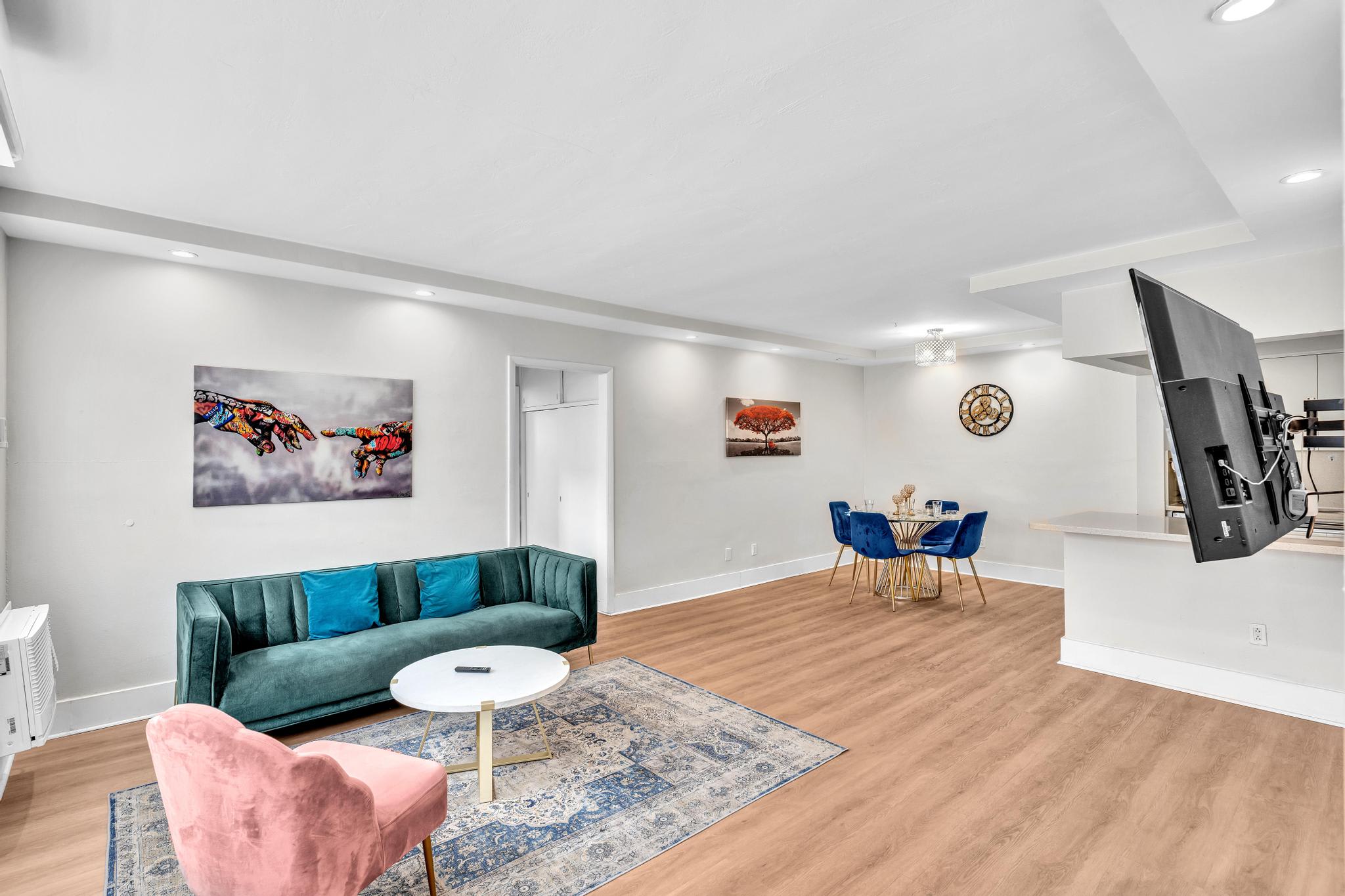 Old Bay Vista | Stylish 1br Getaway - Bahamas