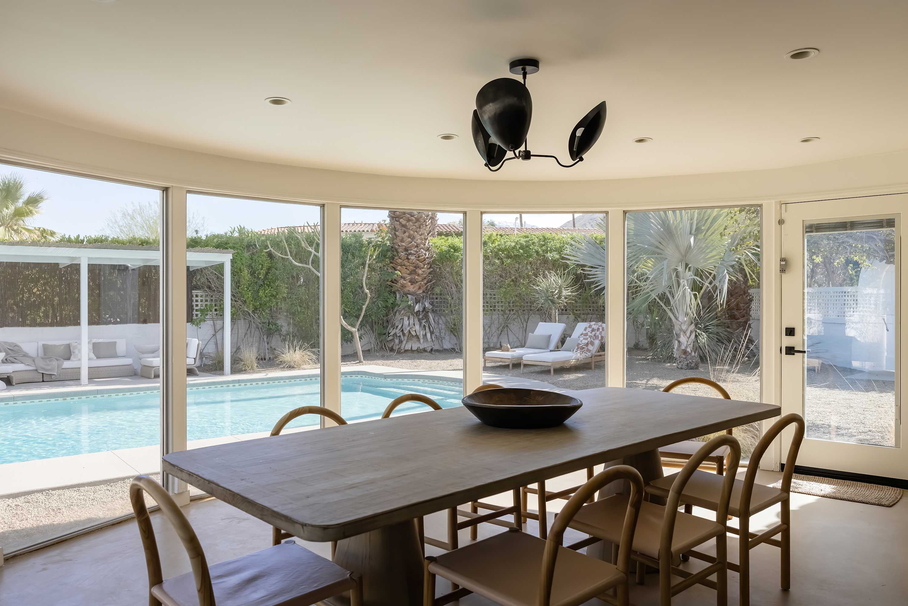 San Simian | Palm Springs, California | Photo 6