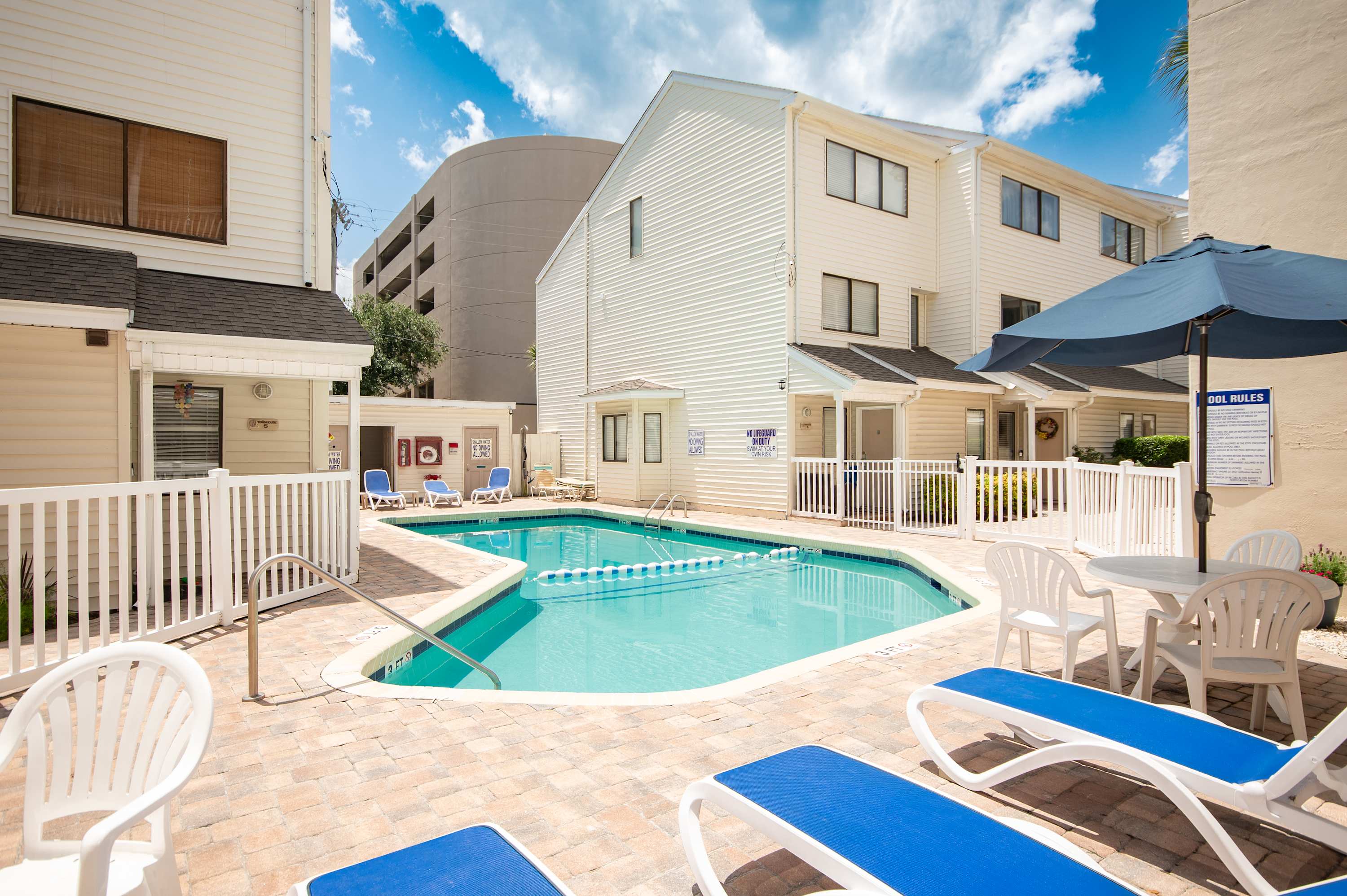3 Levels of Chill Pool Beach P3