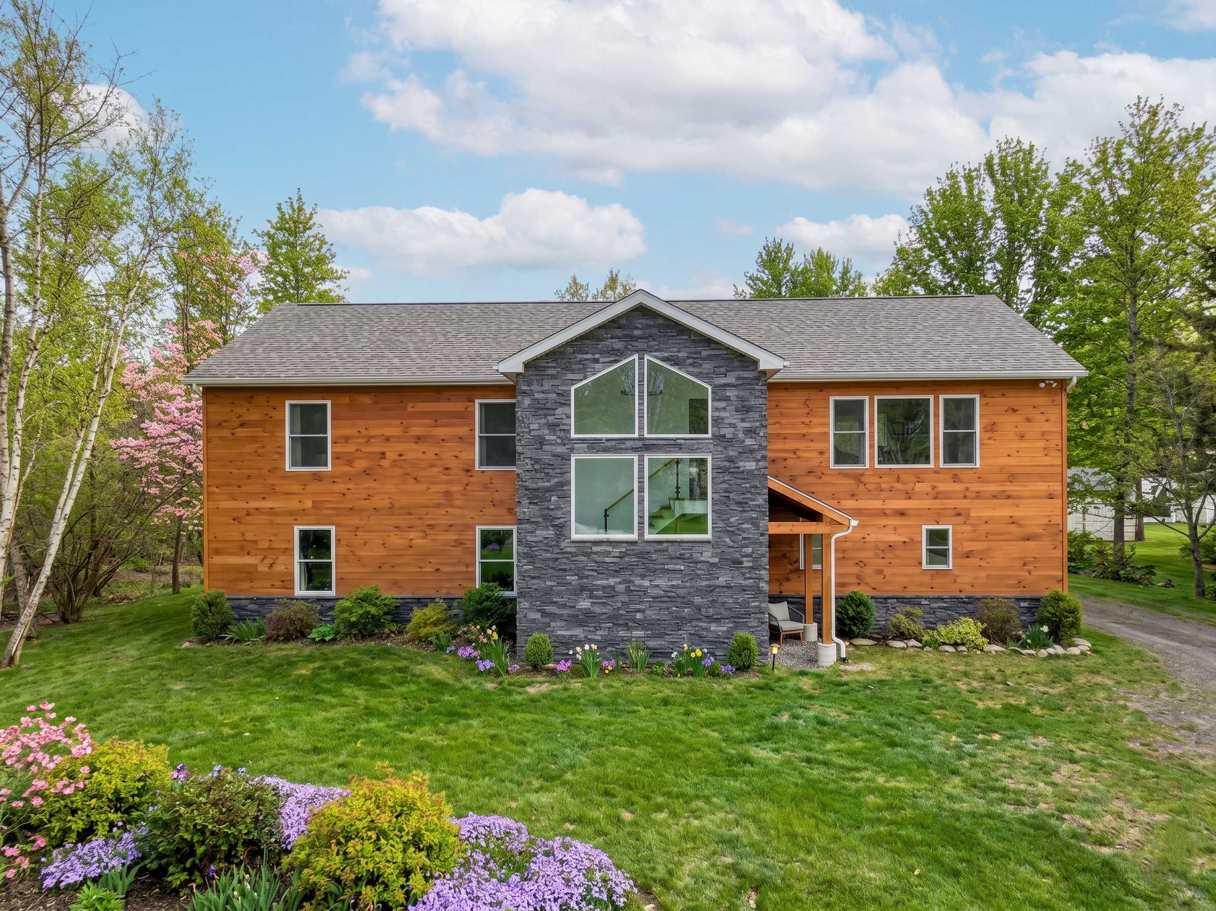 ELK COVE - Modern Pocono Cabin - Pool + Pickleball