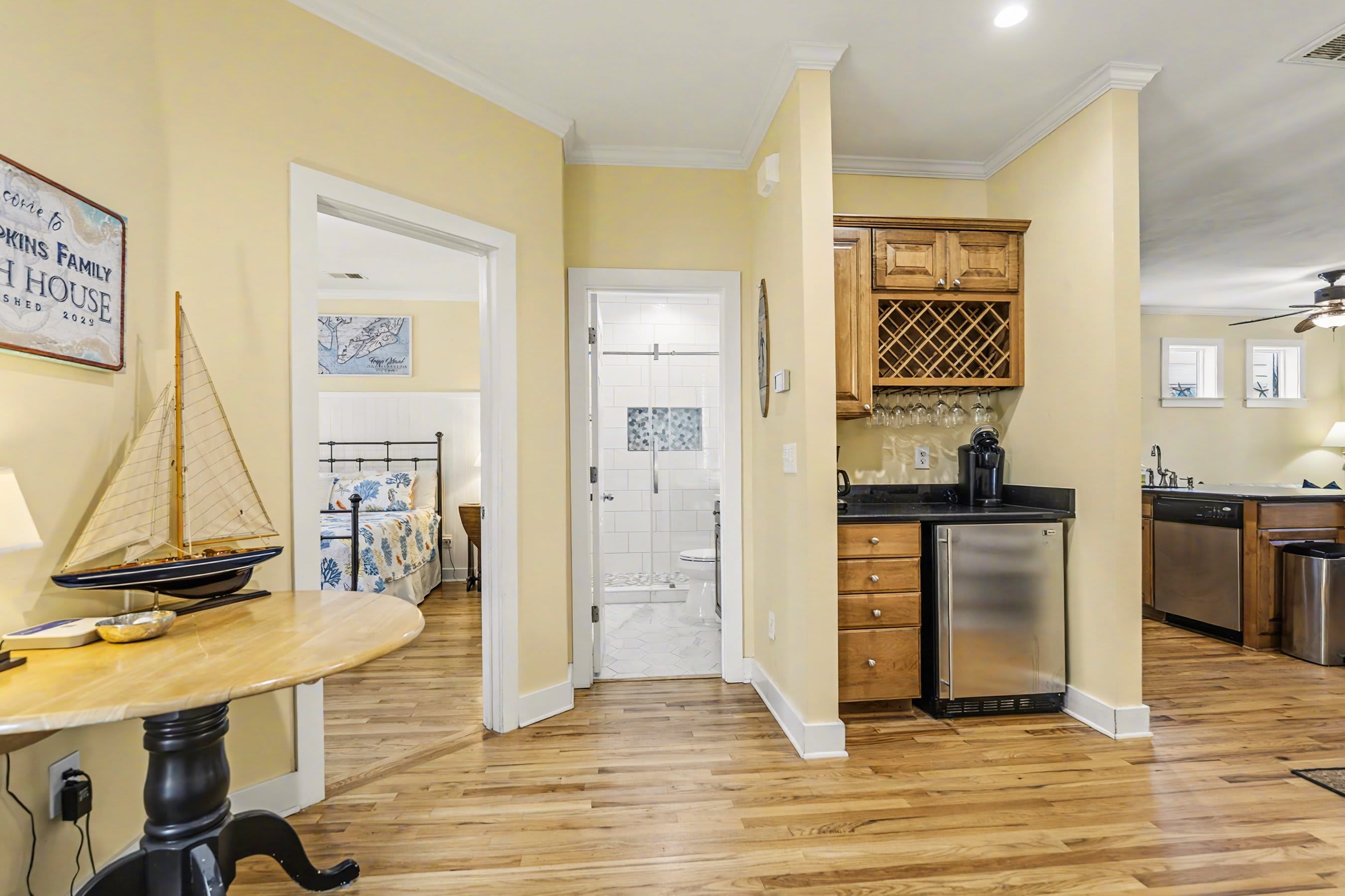 Entry with Bar