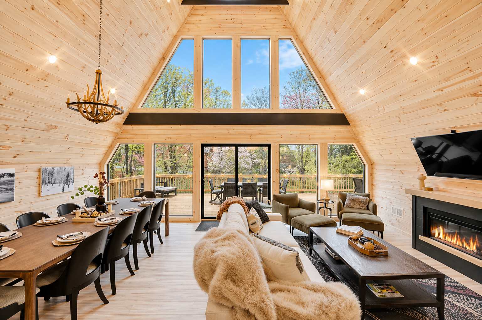 Black Lotus A-Frame | Hot Tub | Sauna | Firepit