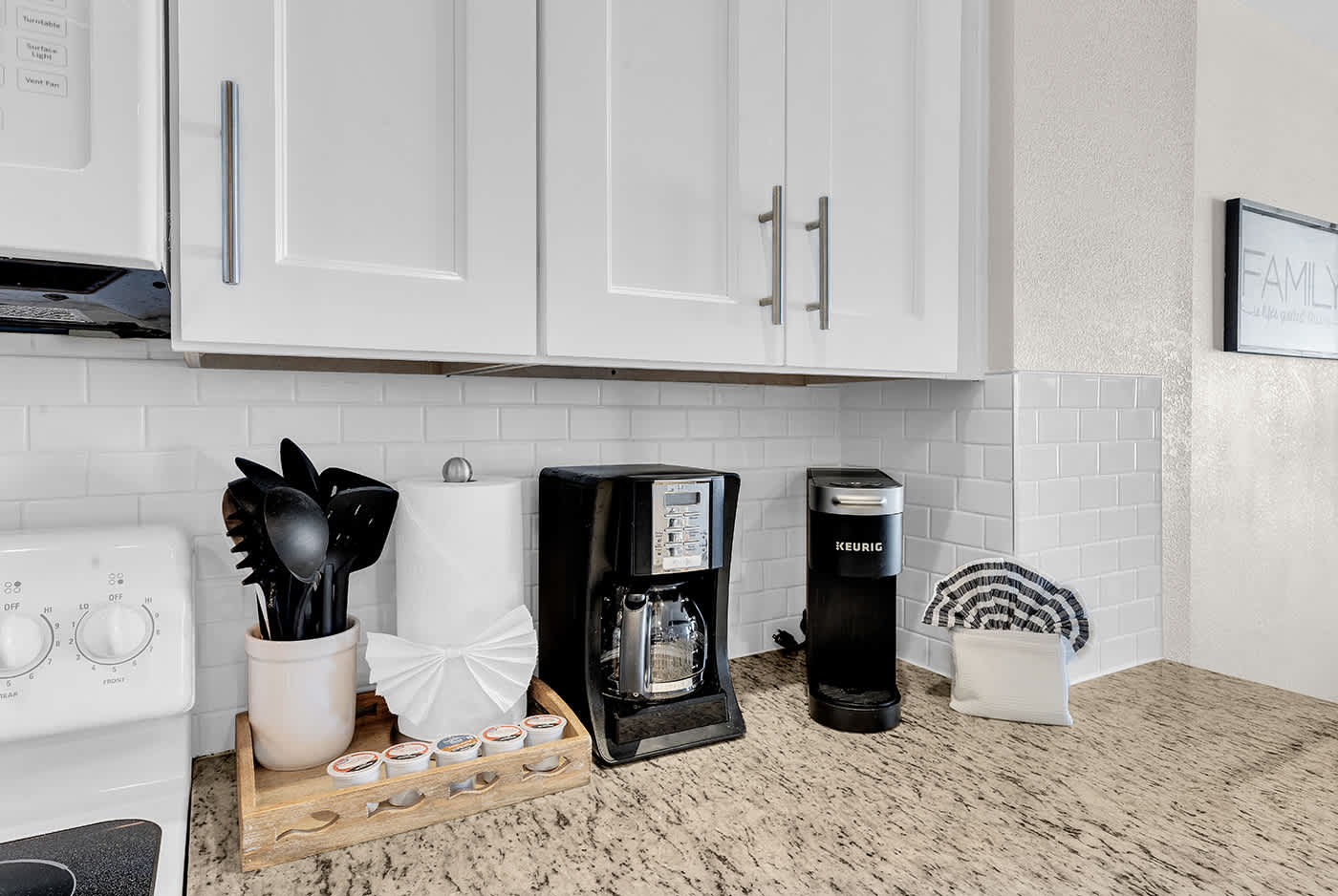 Lutz Stay Relax 2BR 6 Pools Lazy Rivers | Photo 15