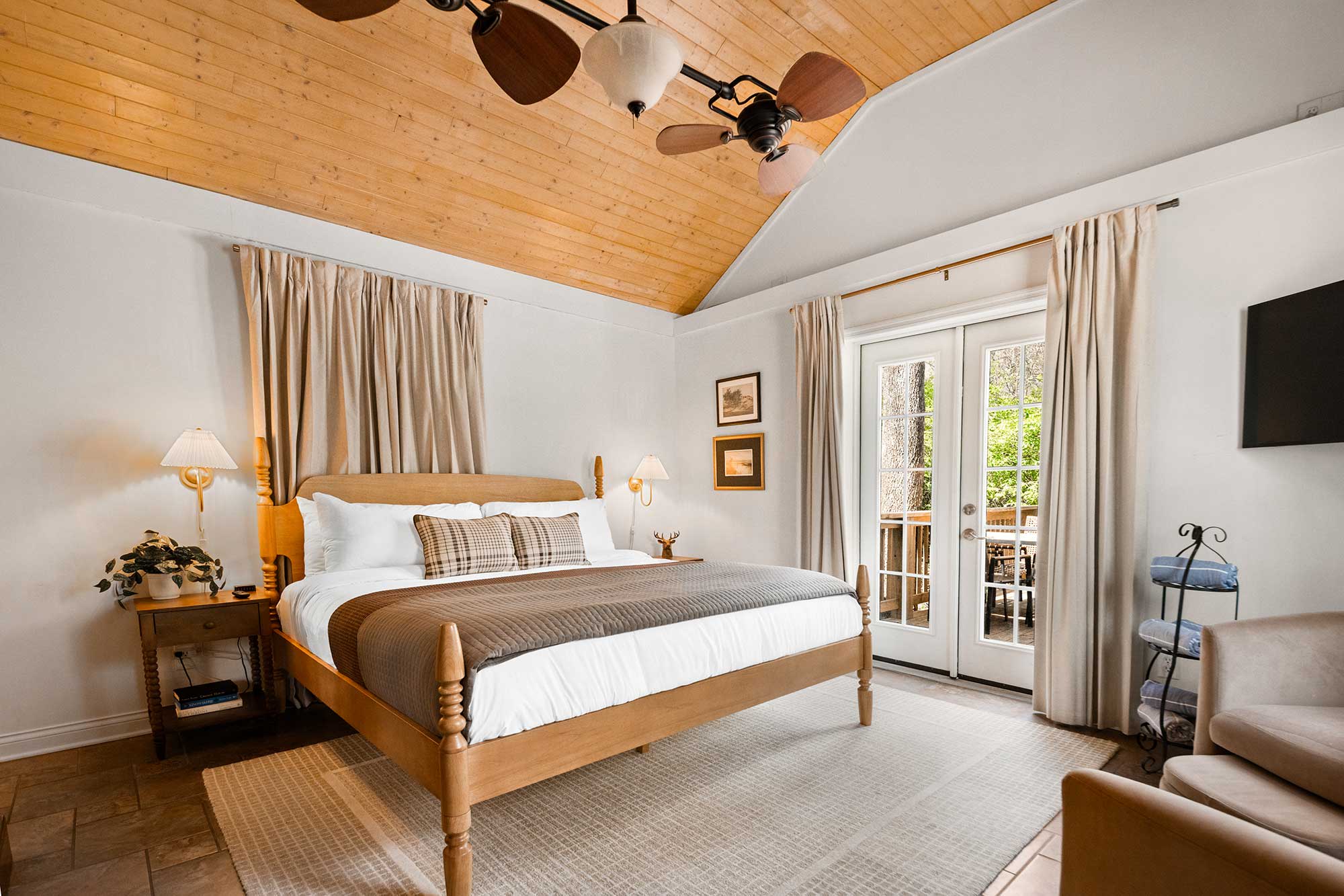 Amicalola Suite | Lookout Mountain Inn