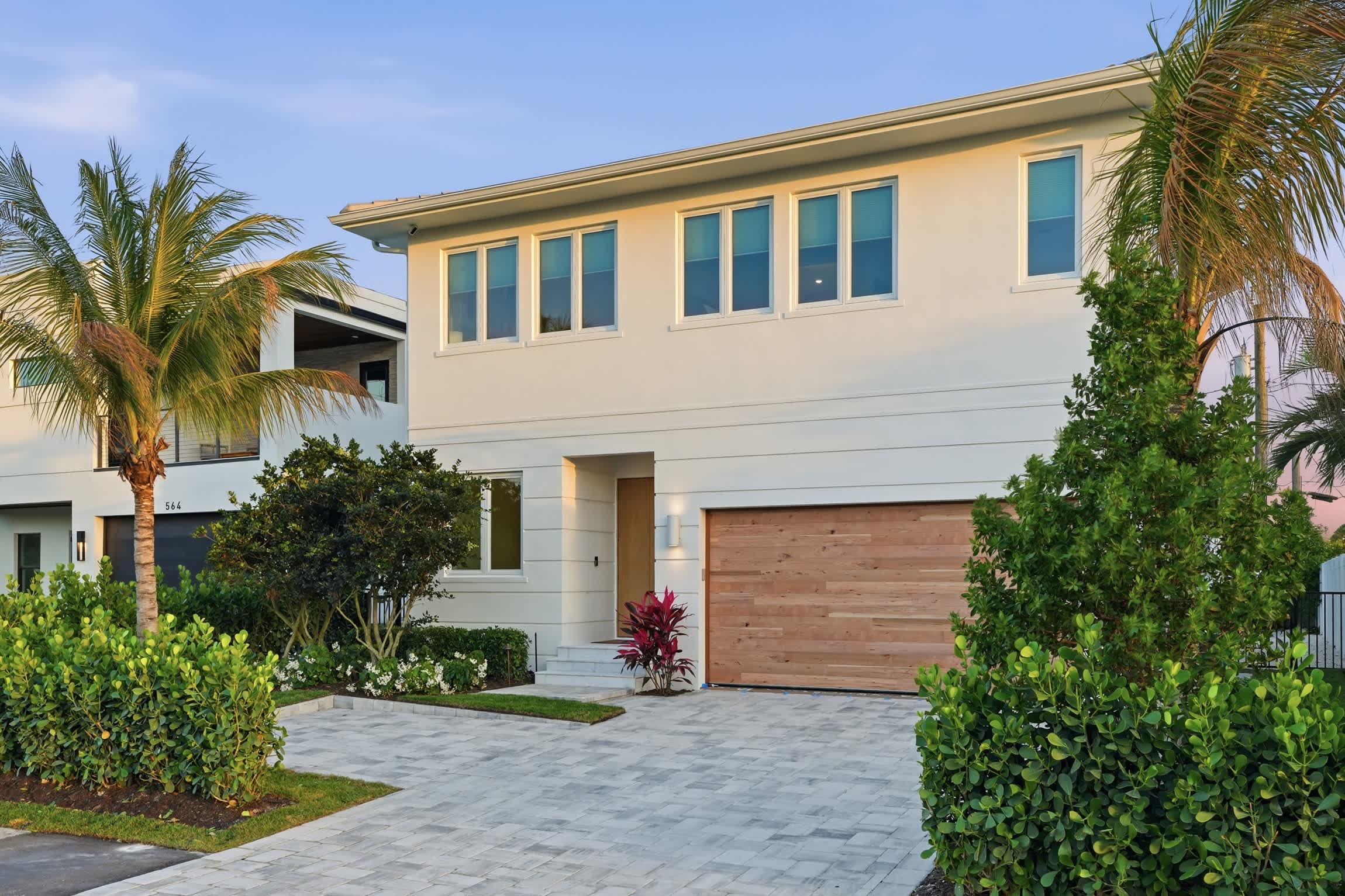 The Flamingo Retreat Resort Pool Walk to Beach | Photo 47