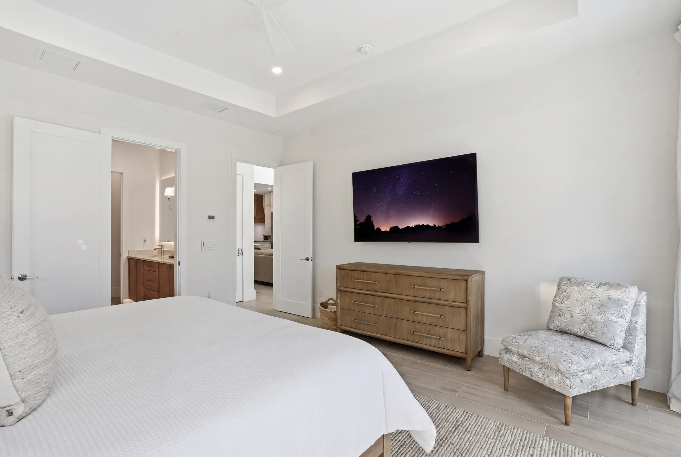 The Flamingo Retreat Resort Pool Walk to Beach | Photo 24