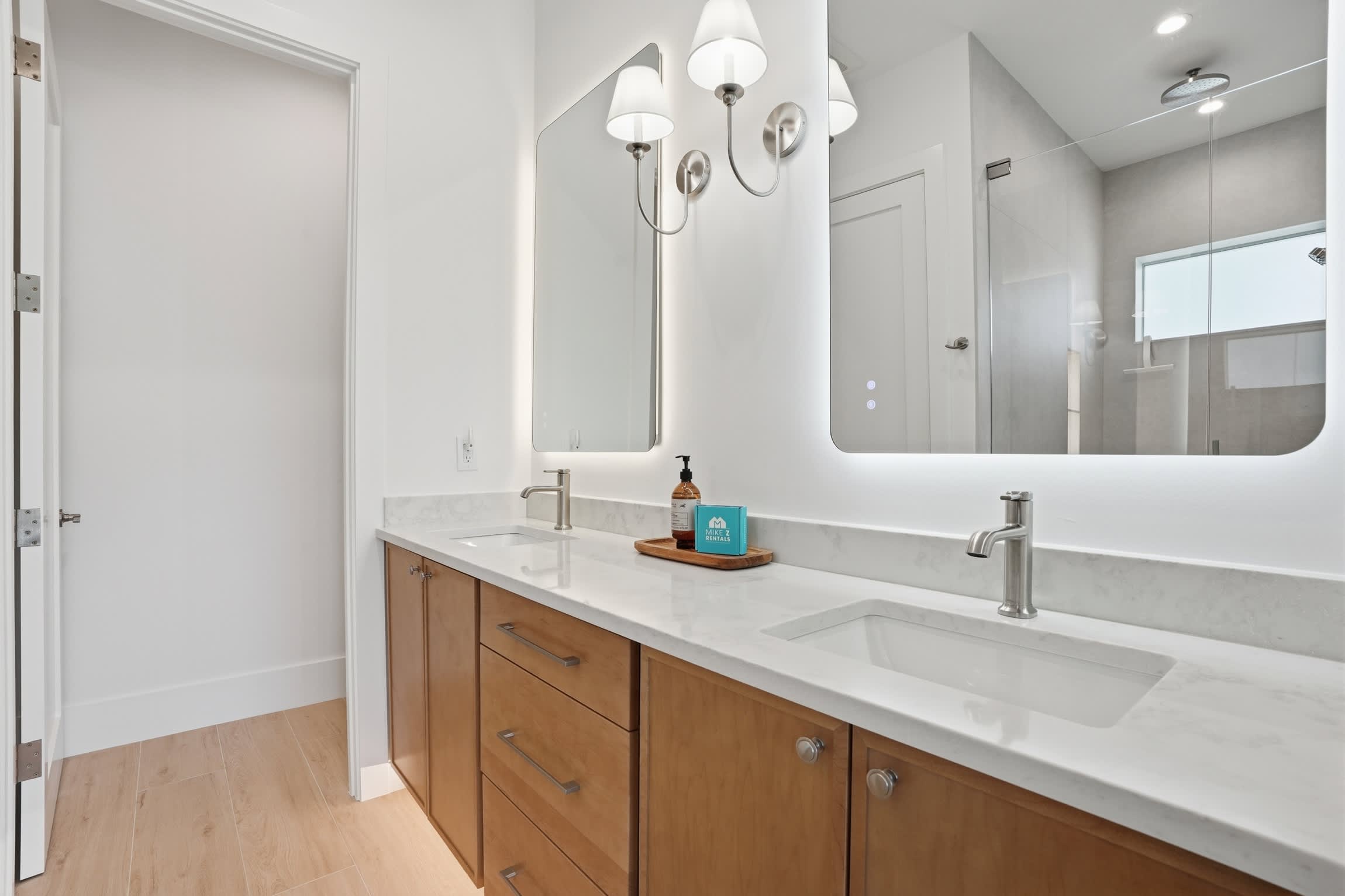 The Flamingo Retreat Resort Pool Walk to Beach | Photo 25