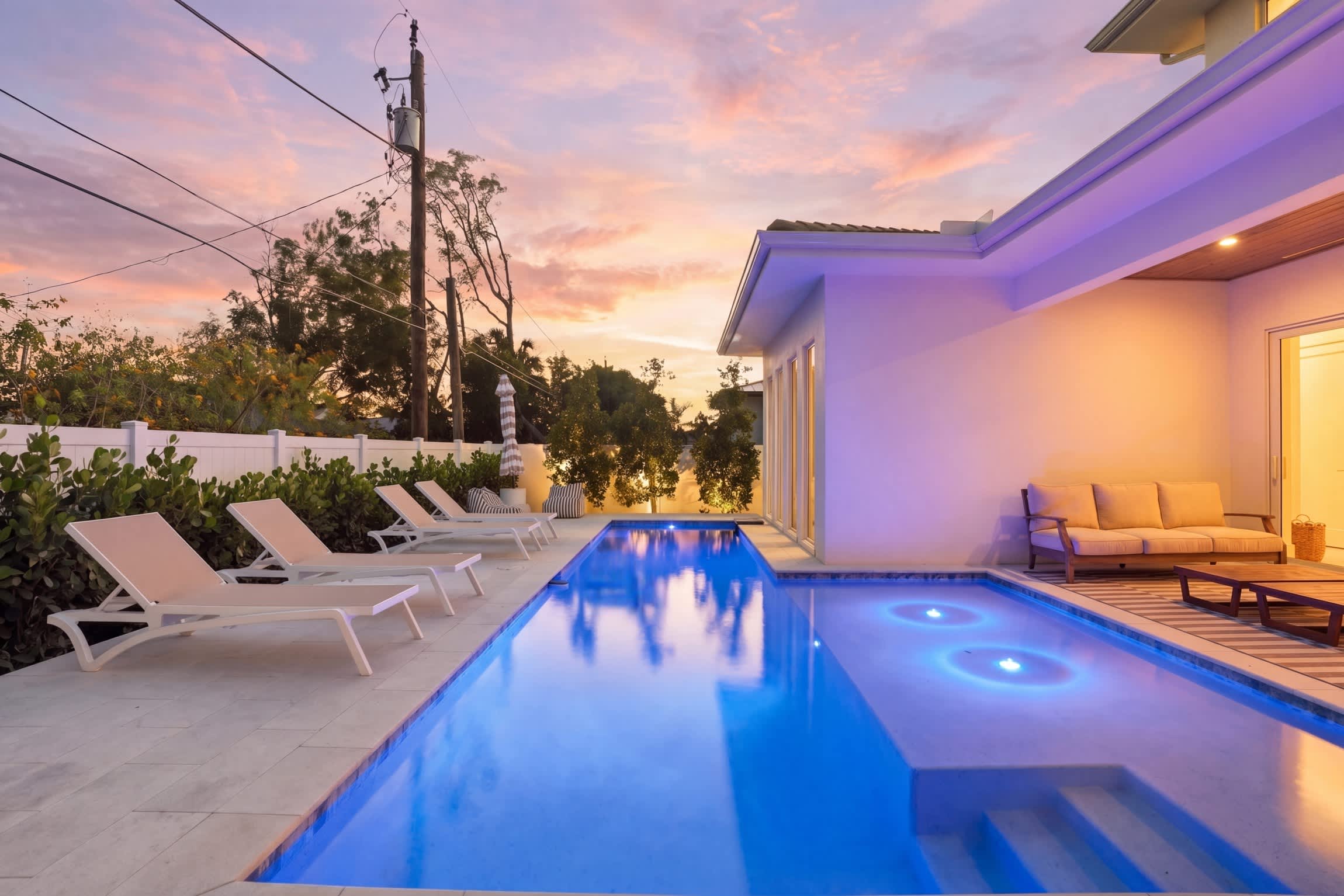 The Flamingo Retreat Resort Pool Walk to Beach | Photo 51