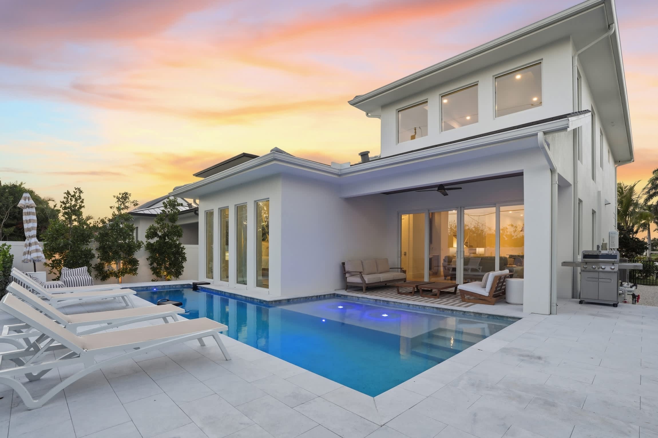 The Flamingo Retreat Resort Pool Walk to Beach | Photo 59