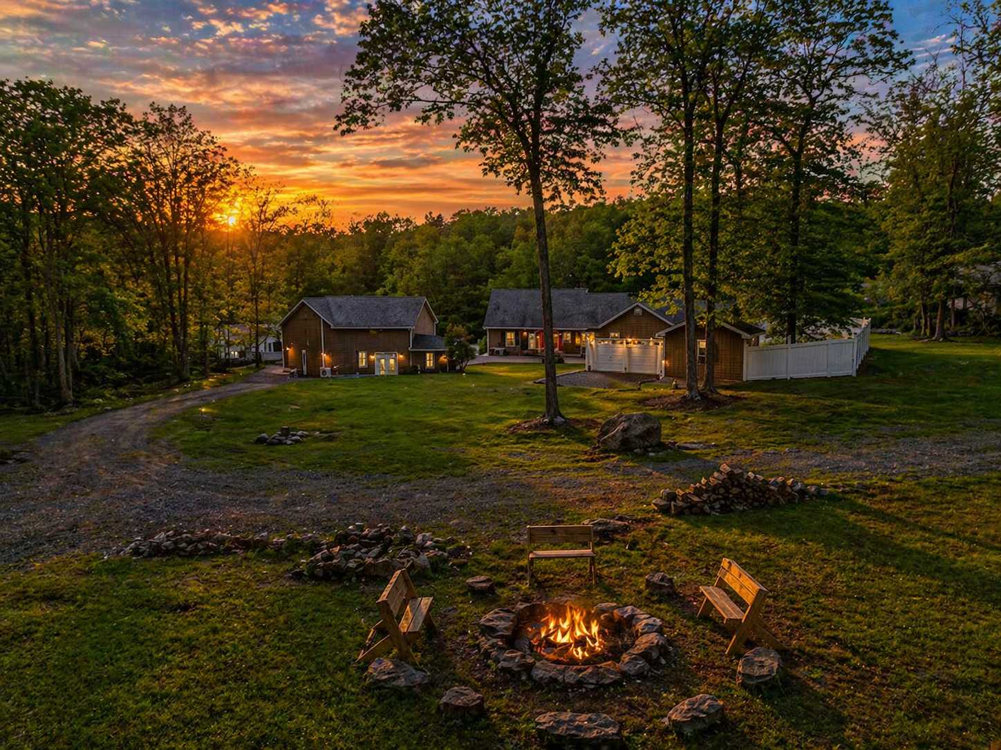 Chip's Pocono Escape | Hot tub | Pool w/ slide