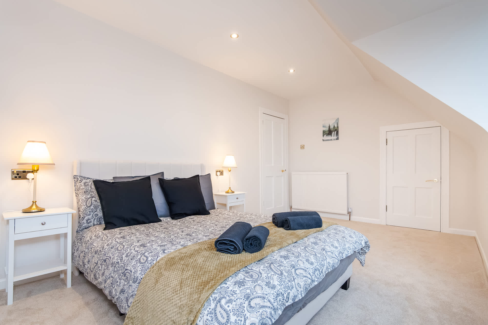 Aberdeen Home w/ Parking Near Centre, Harbour & Airport  - Fast WiFi in Grampian Road 69 AB11 8ED - Property image 3 - VivreStays