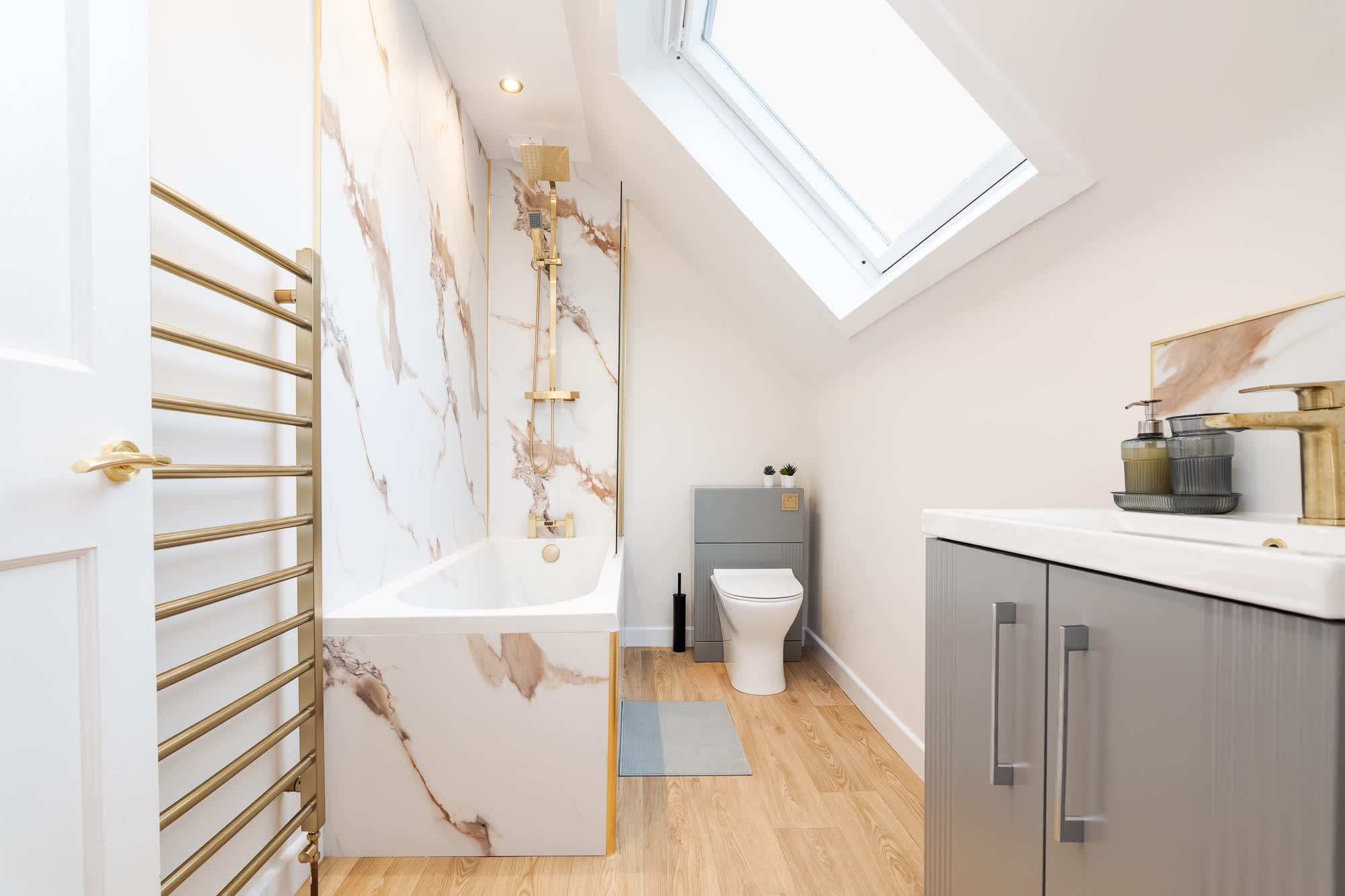 Aberdeen Home w/ Parking Near Centre, Harbour & Airport  - Fast WiFi in Grampian Road 69 AB11 8ED - Property image 4 - VivreStays