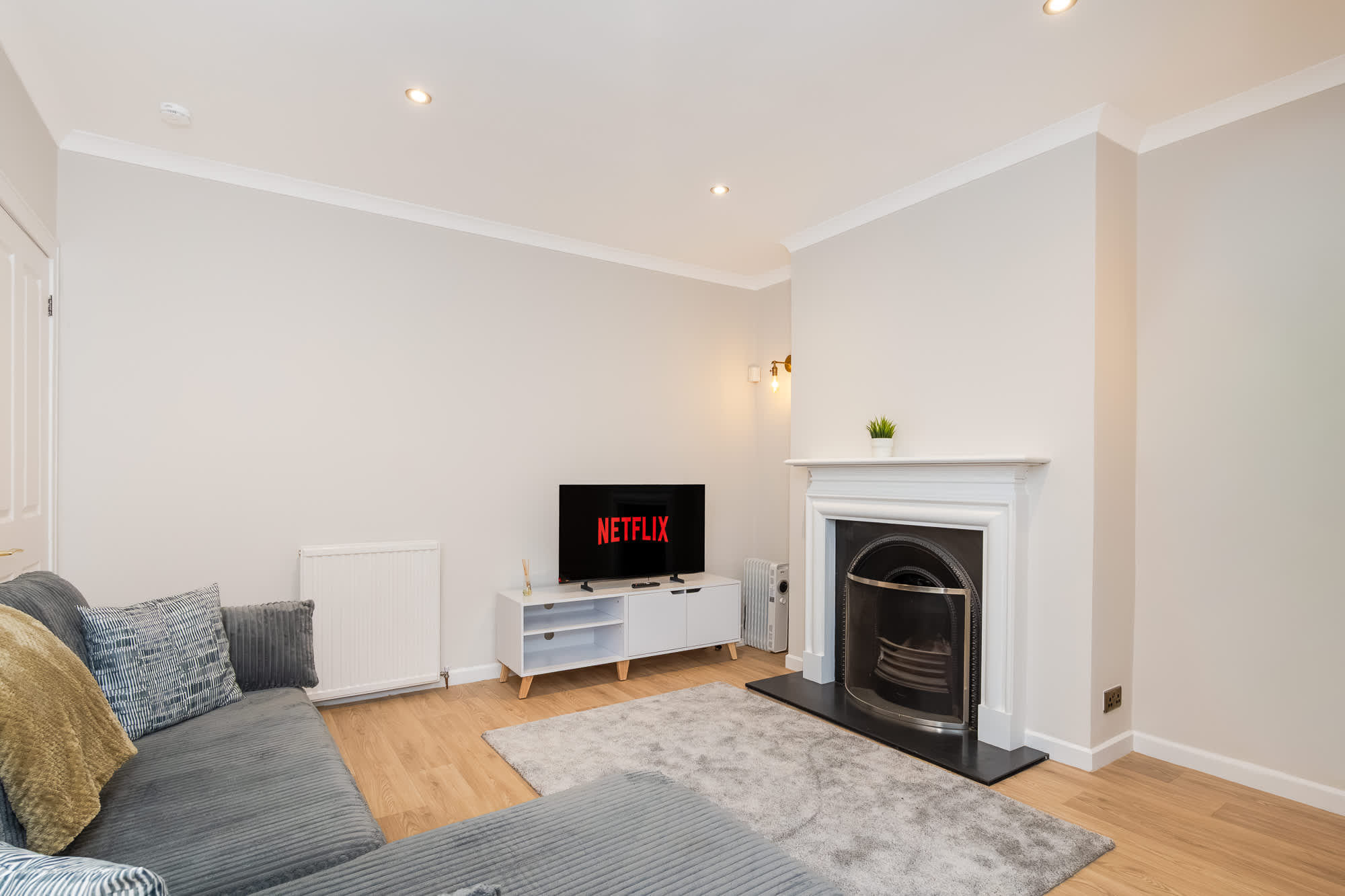 Aberdeen Home w/ Parking Near Centre, Harbour & Airport  - Fast WiFi in Grampian Road 69 AB11 8ED - Property image 7 - VivreStays