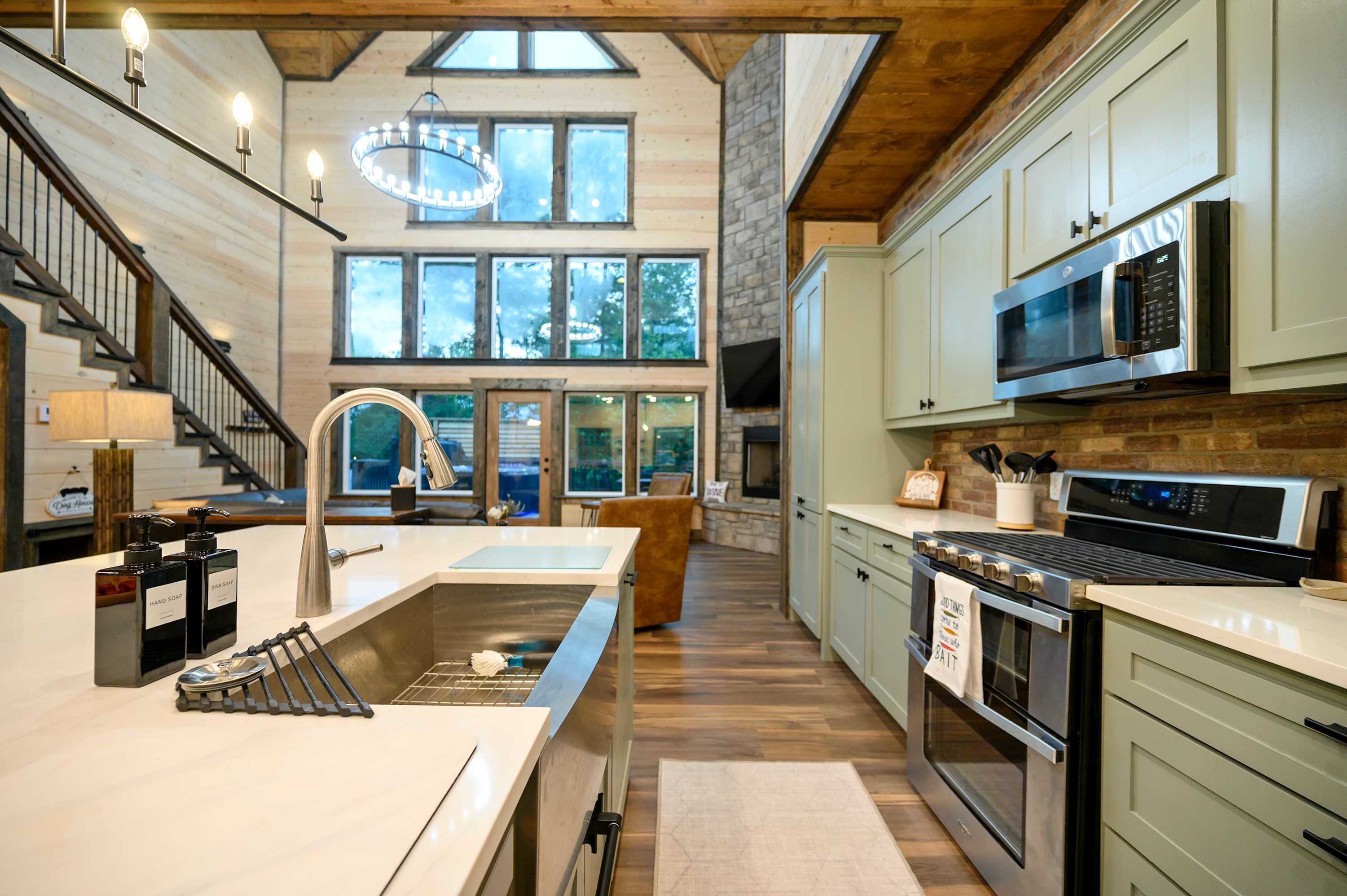 Retreat w/ Sauna, Hot Tub, Games & Fenced Dog Yard!