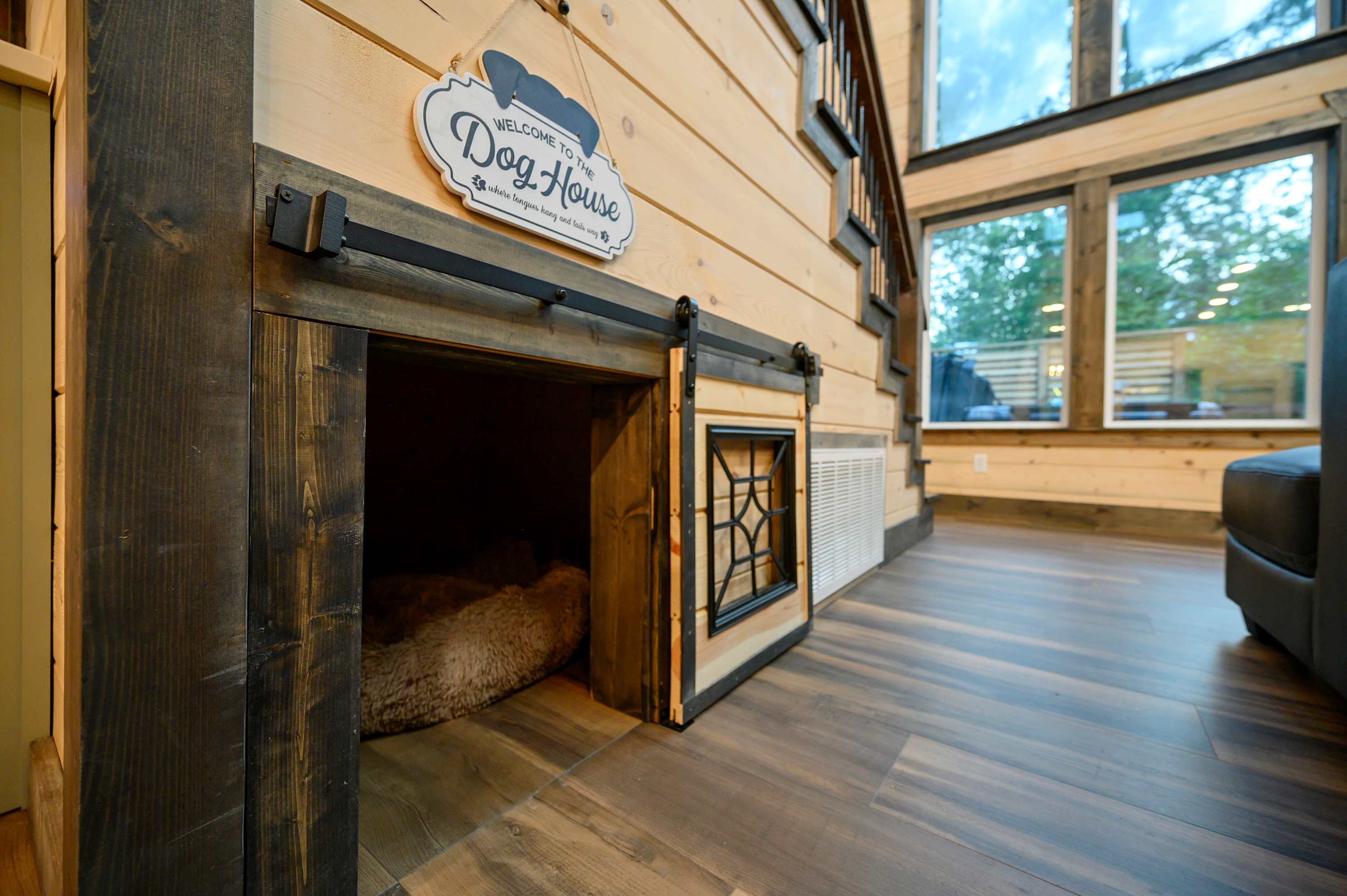 Retreat w/ Sauna, Hot Tub, Games & Fenced Dog Yard!