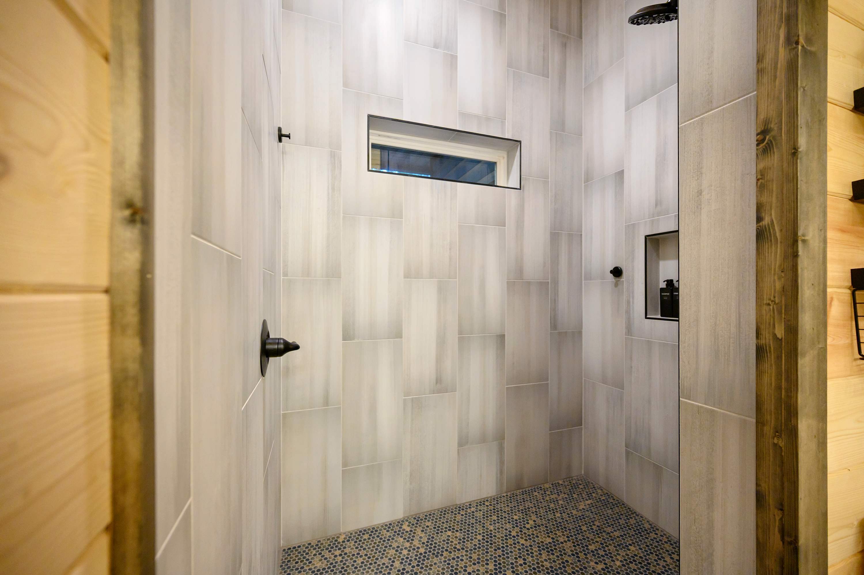 Retreat w/ Sauna, Hot Tub, Games & Fenced Dog Yard!