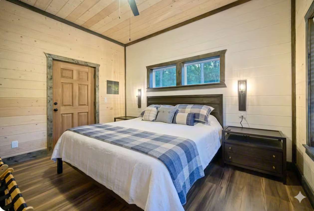 Retreat w/ Sauna, Hot Tub, Games & Fenced Dog Yard!