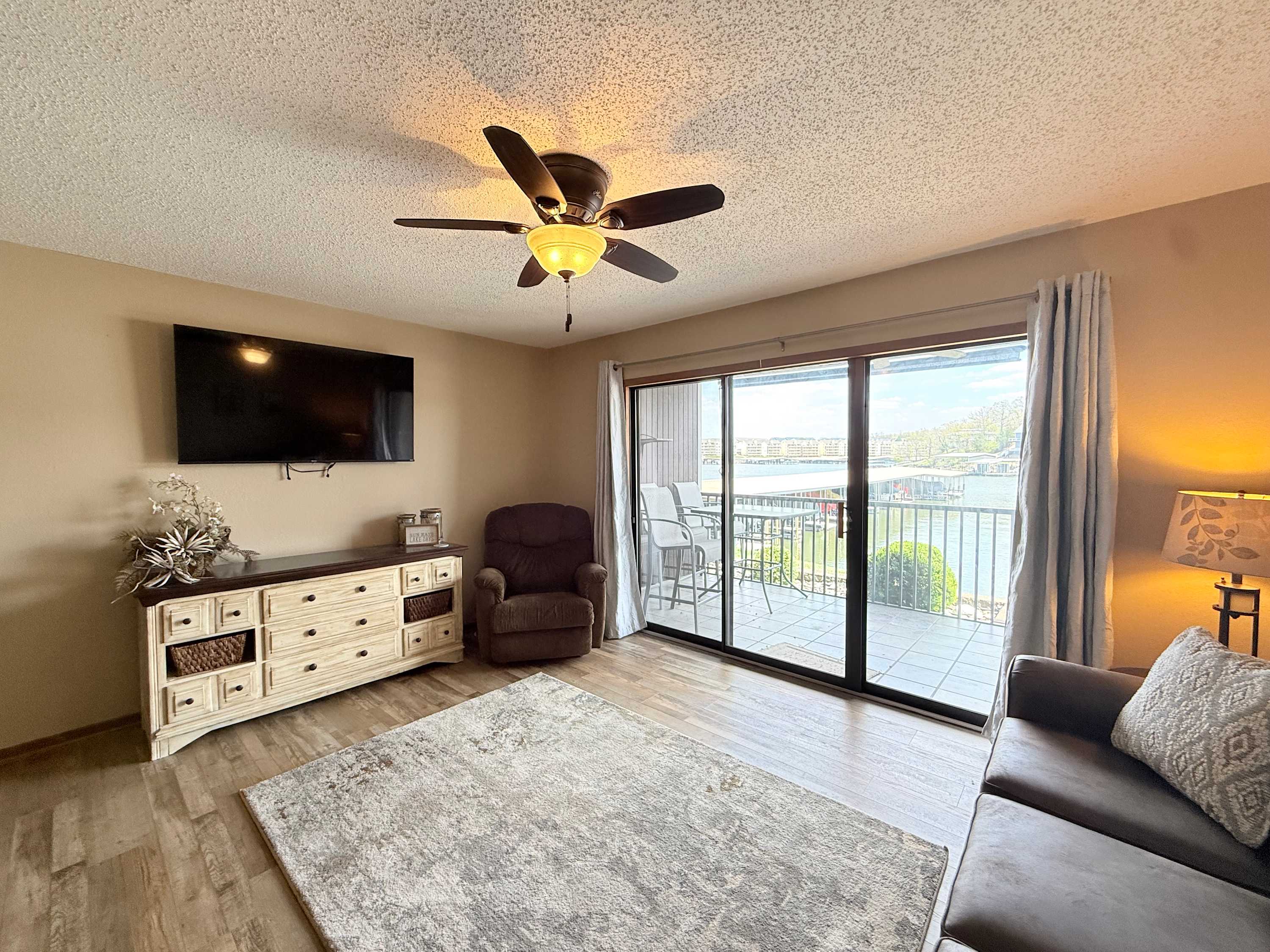 Curl up in the inviting living room & stream your favorites on the smart TV​